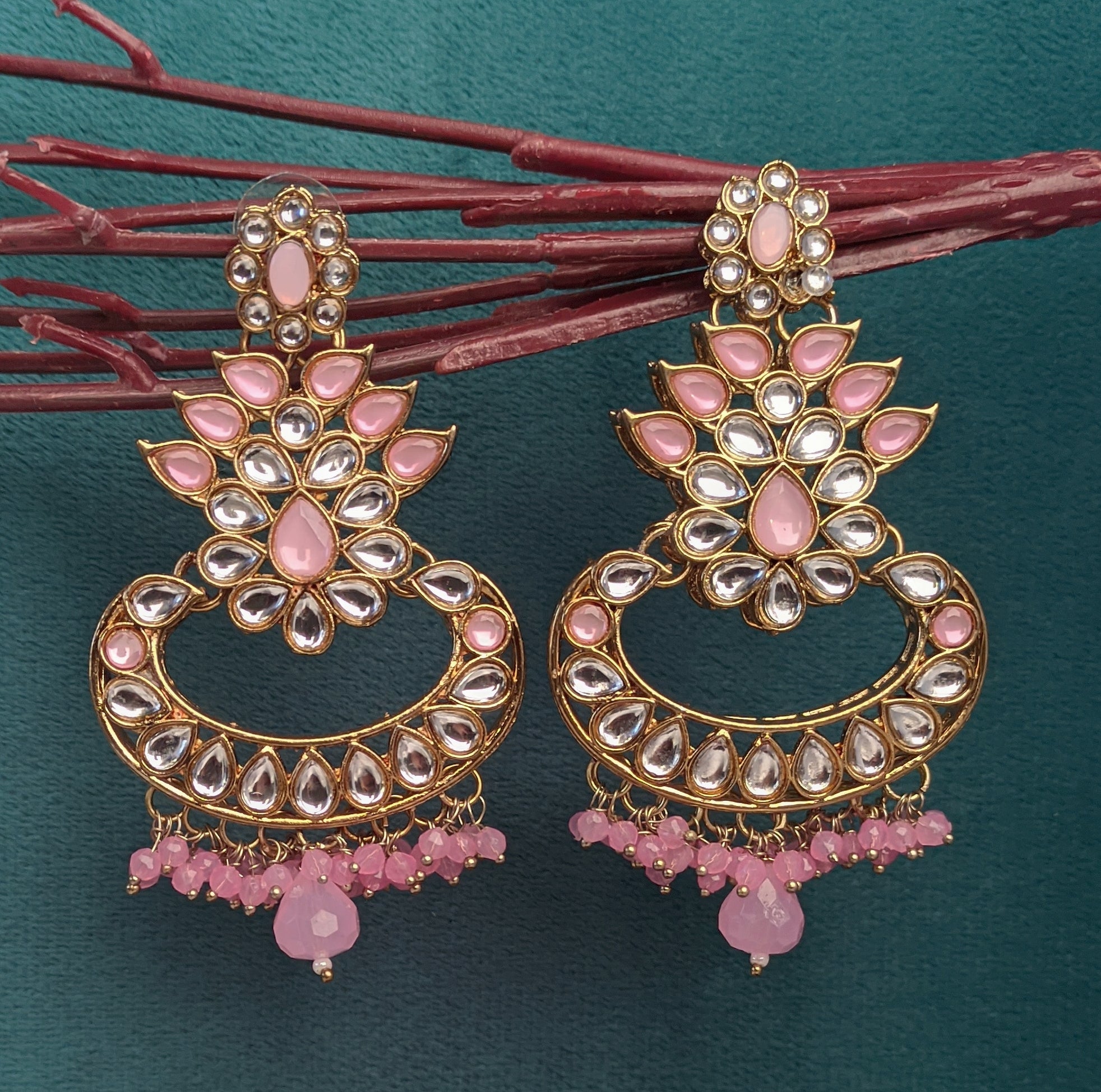Antique Earring 1025