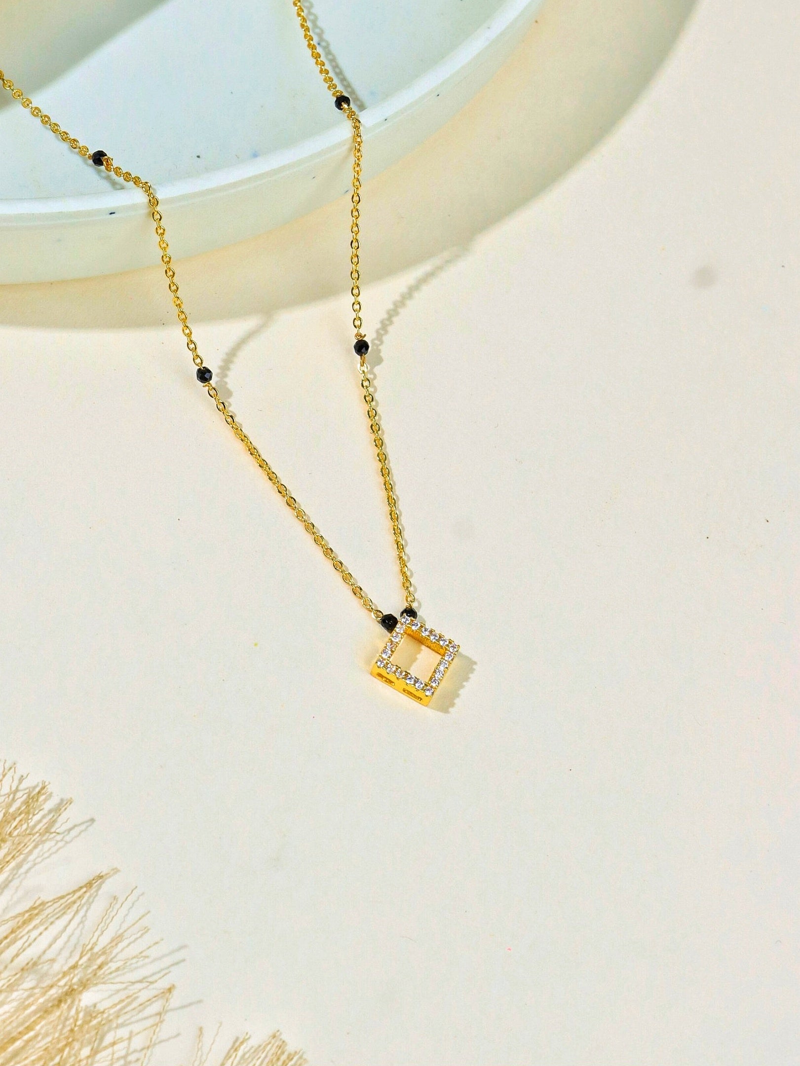 Zircon Mangalsutra 1069