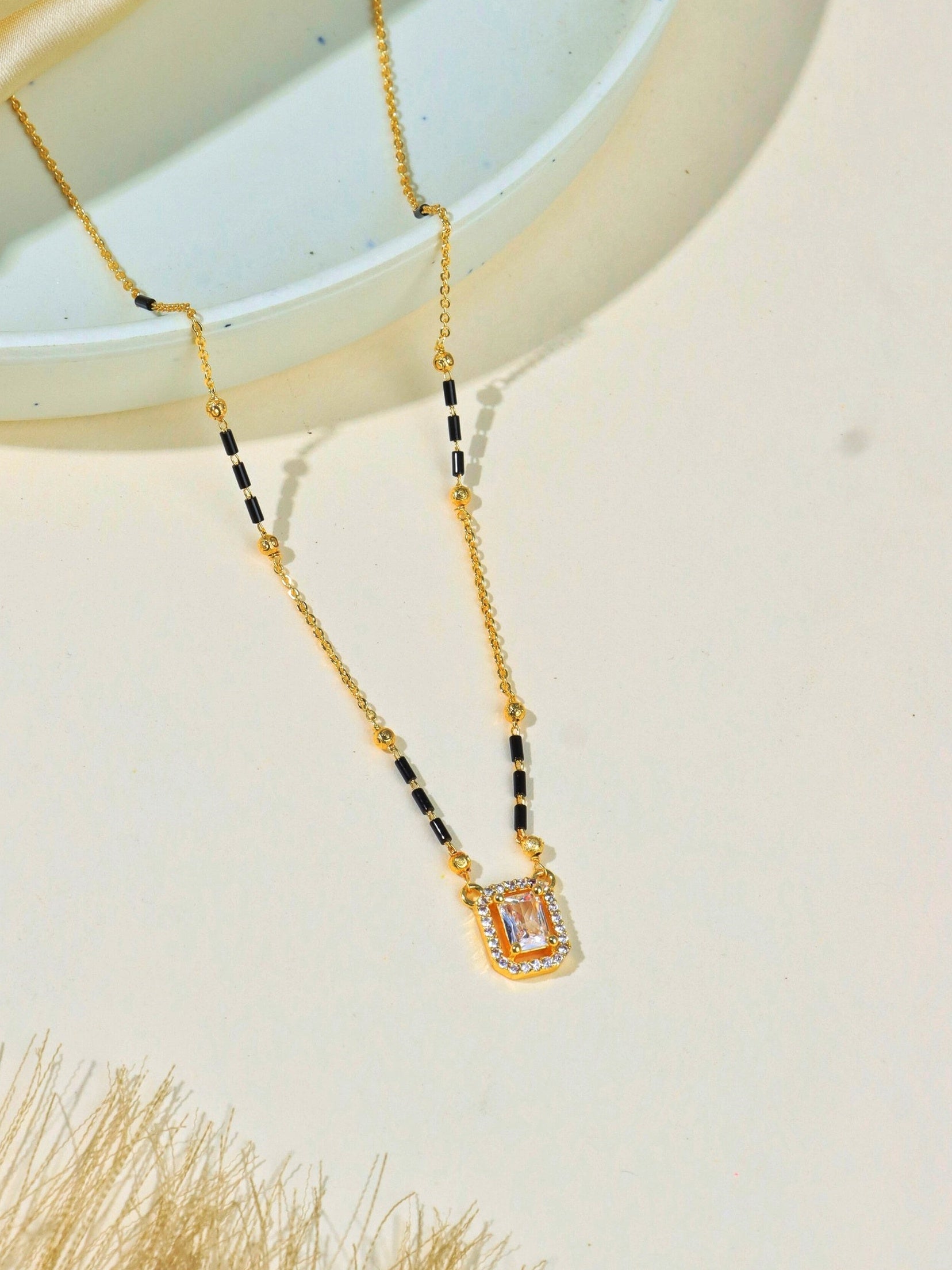 Zircon Mangalsutra 1061