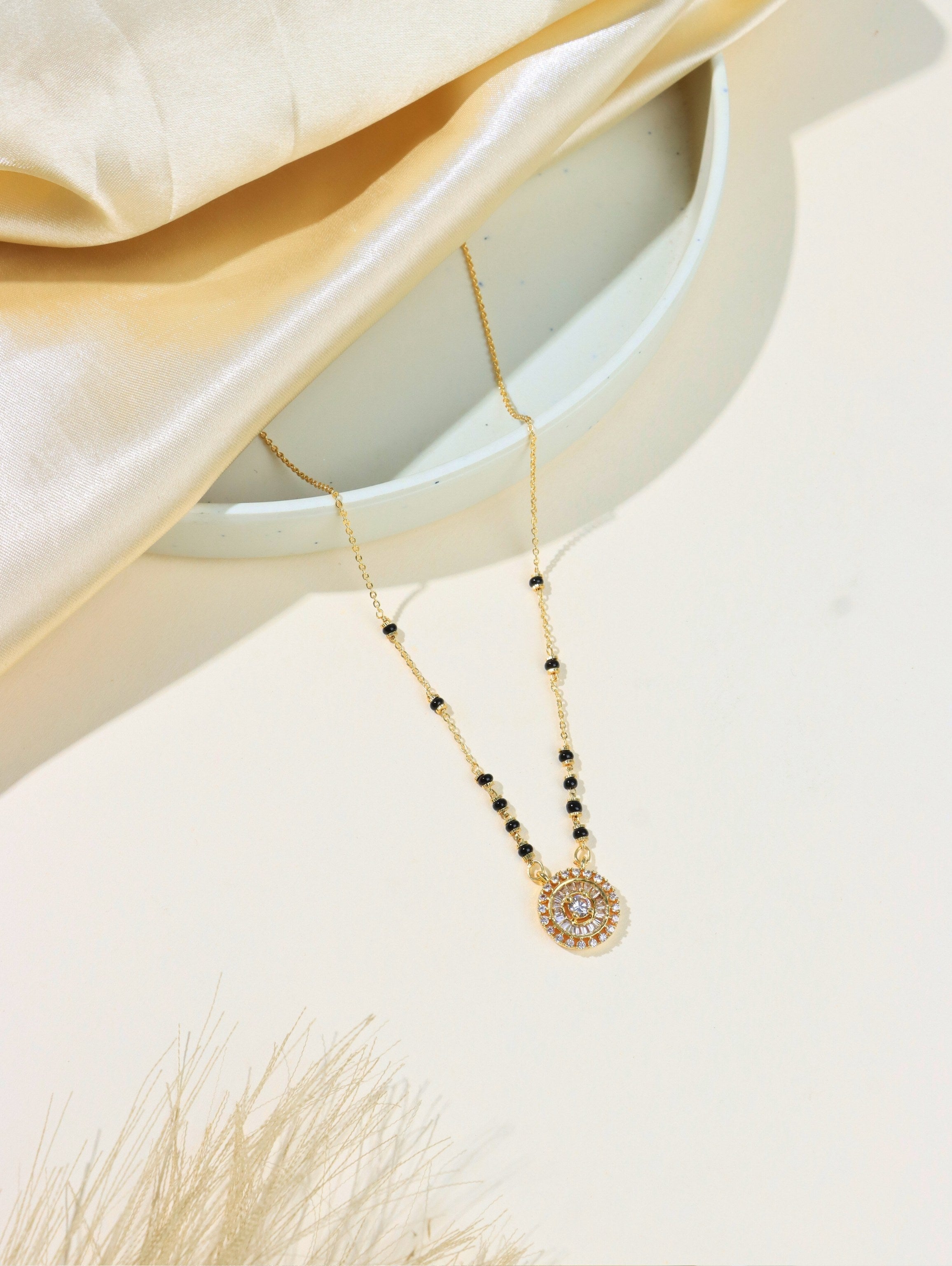 Zircon Mangalsutra 1064