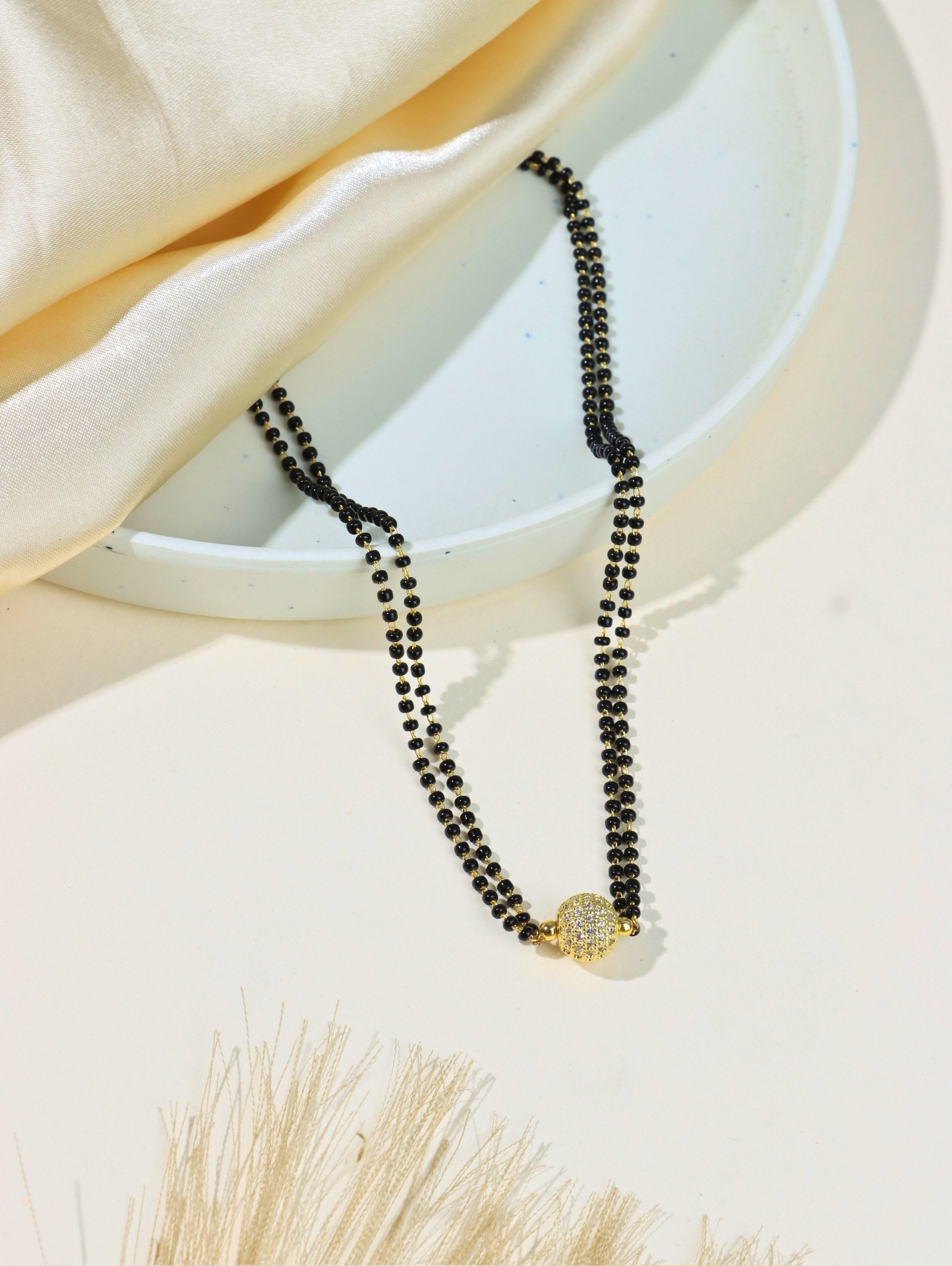 Zircon Mangalsutra 1067