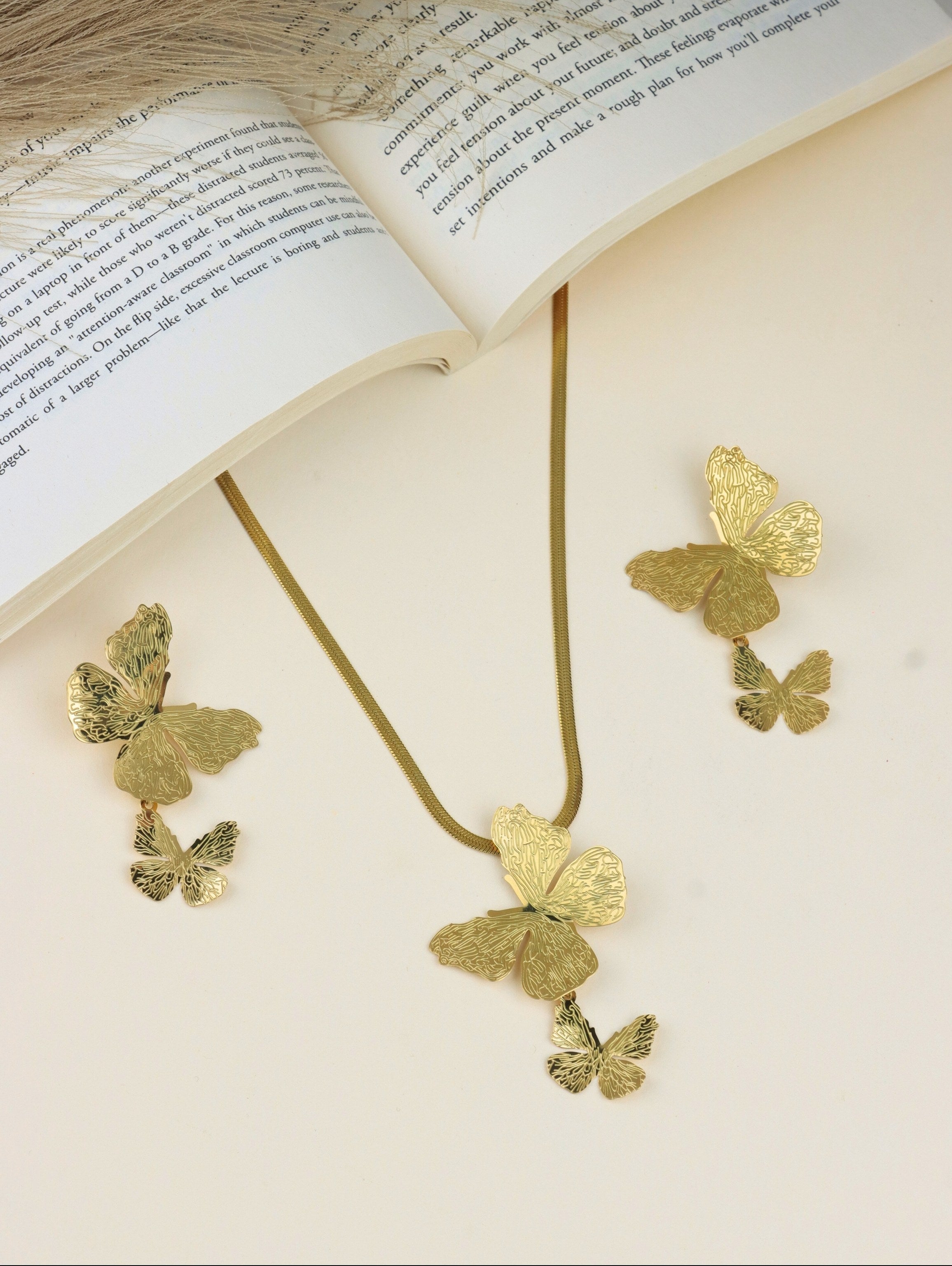 ANTI TANSHI PANDEL SET BUTTERFLY DESGIN