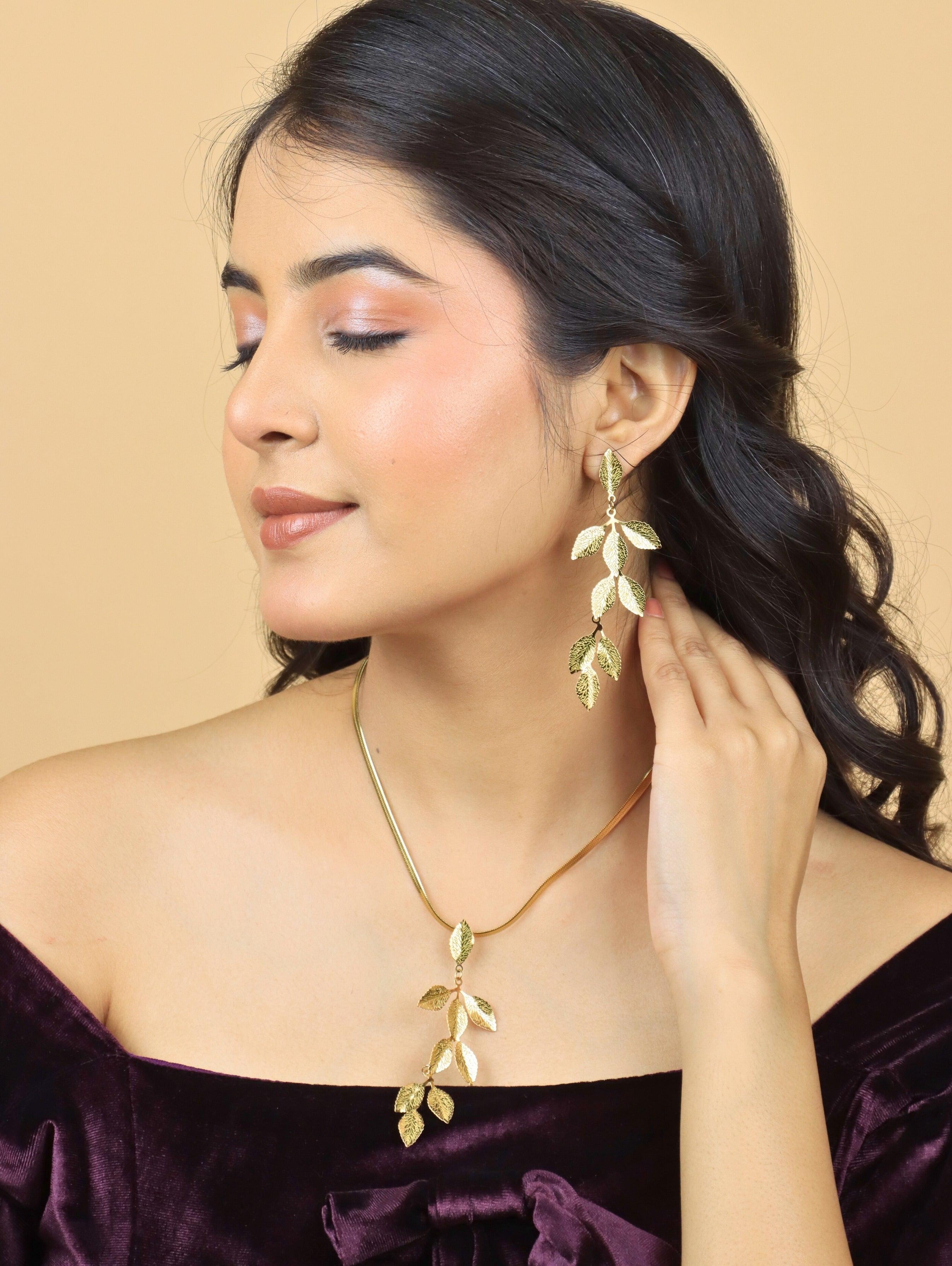 ANTI TANSHI PANDEL SET LEAVES DESGIN