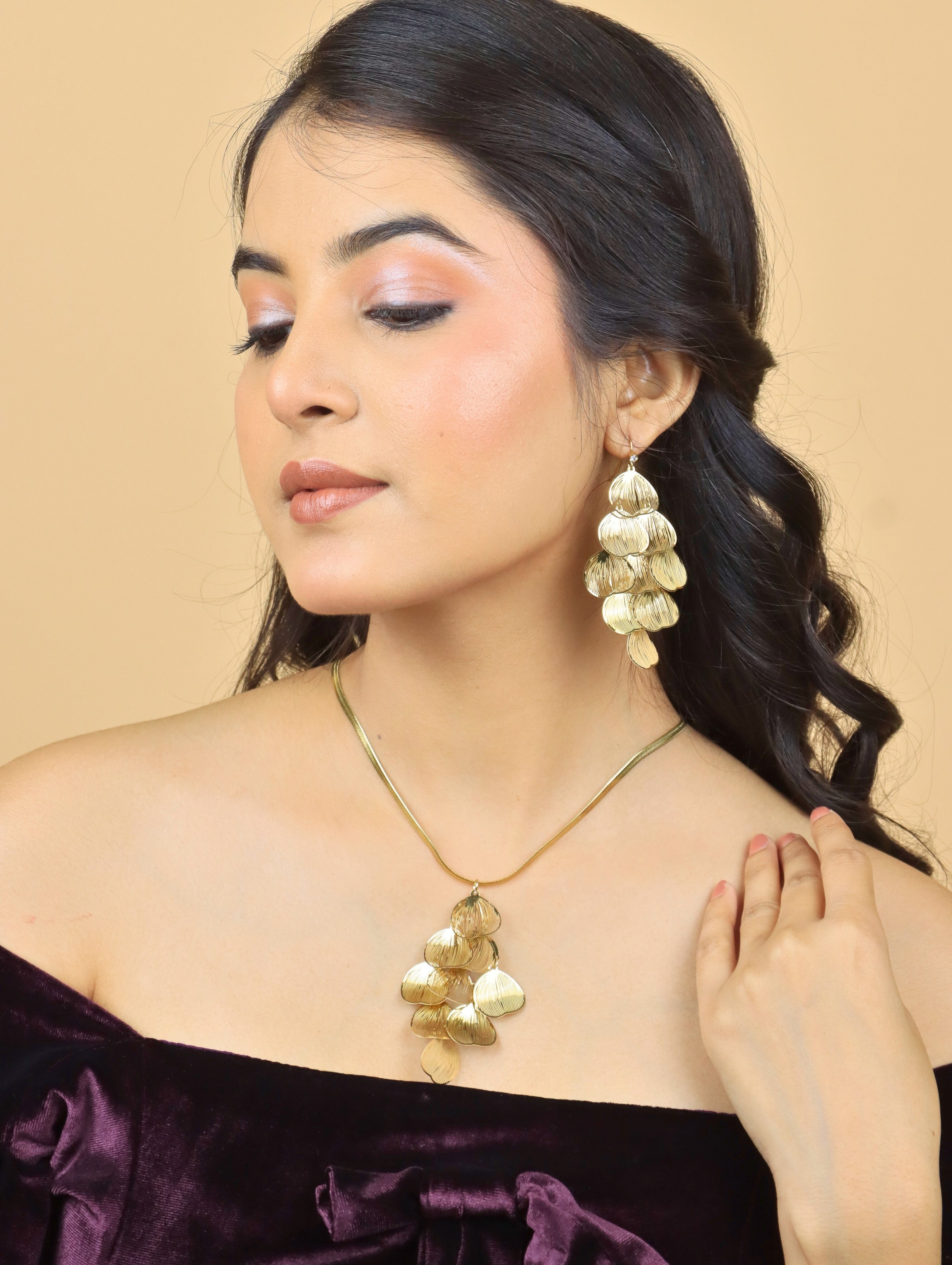 SAAZ ANTI TANSHI PANDEL SET TREND DESGIN
