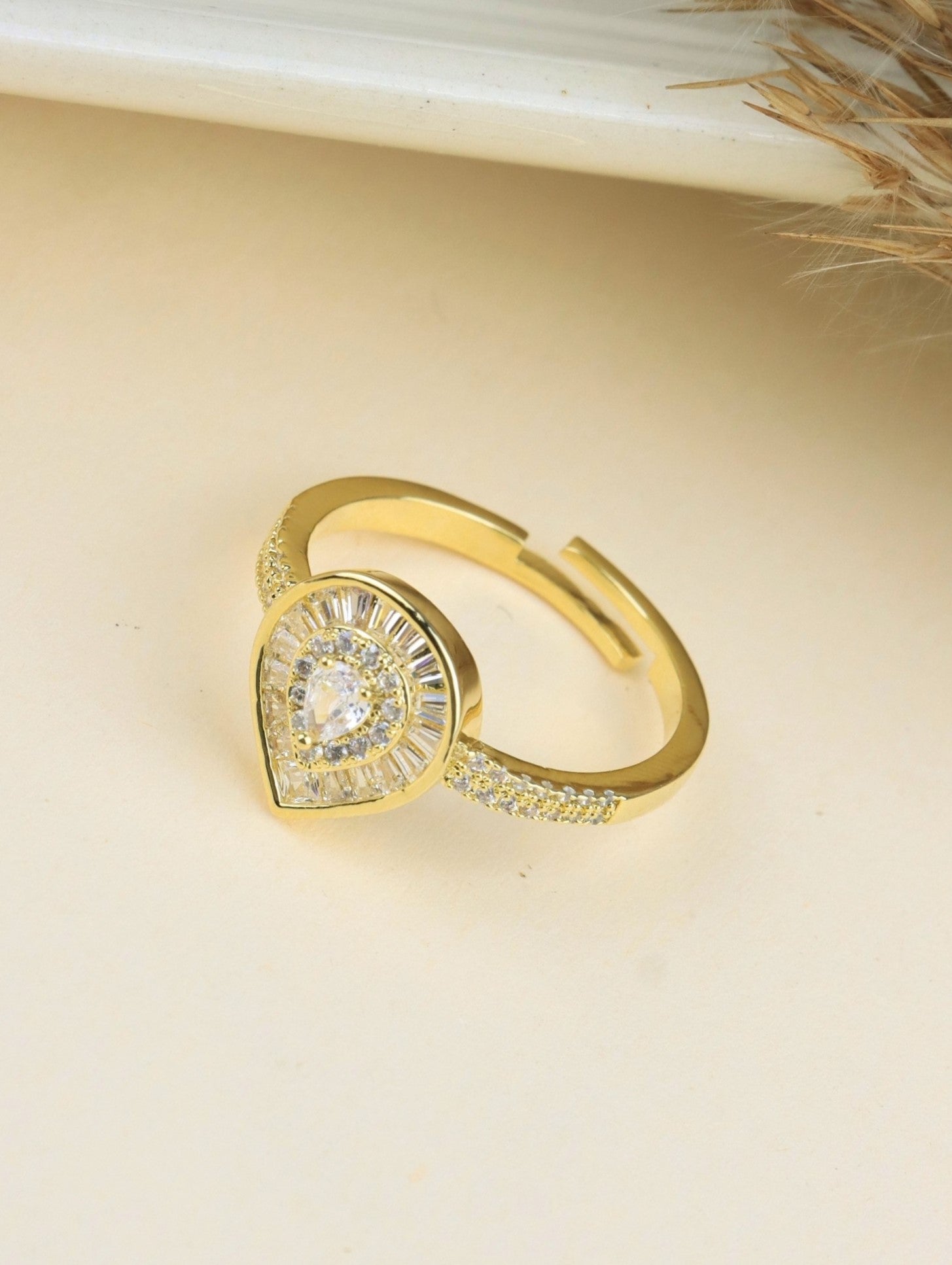 DAZZLING SHINE GOLDEN PLATED CZ STONE RING