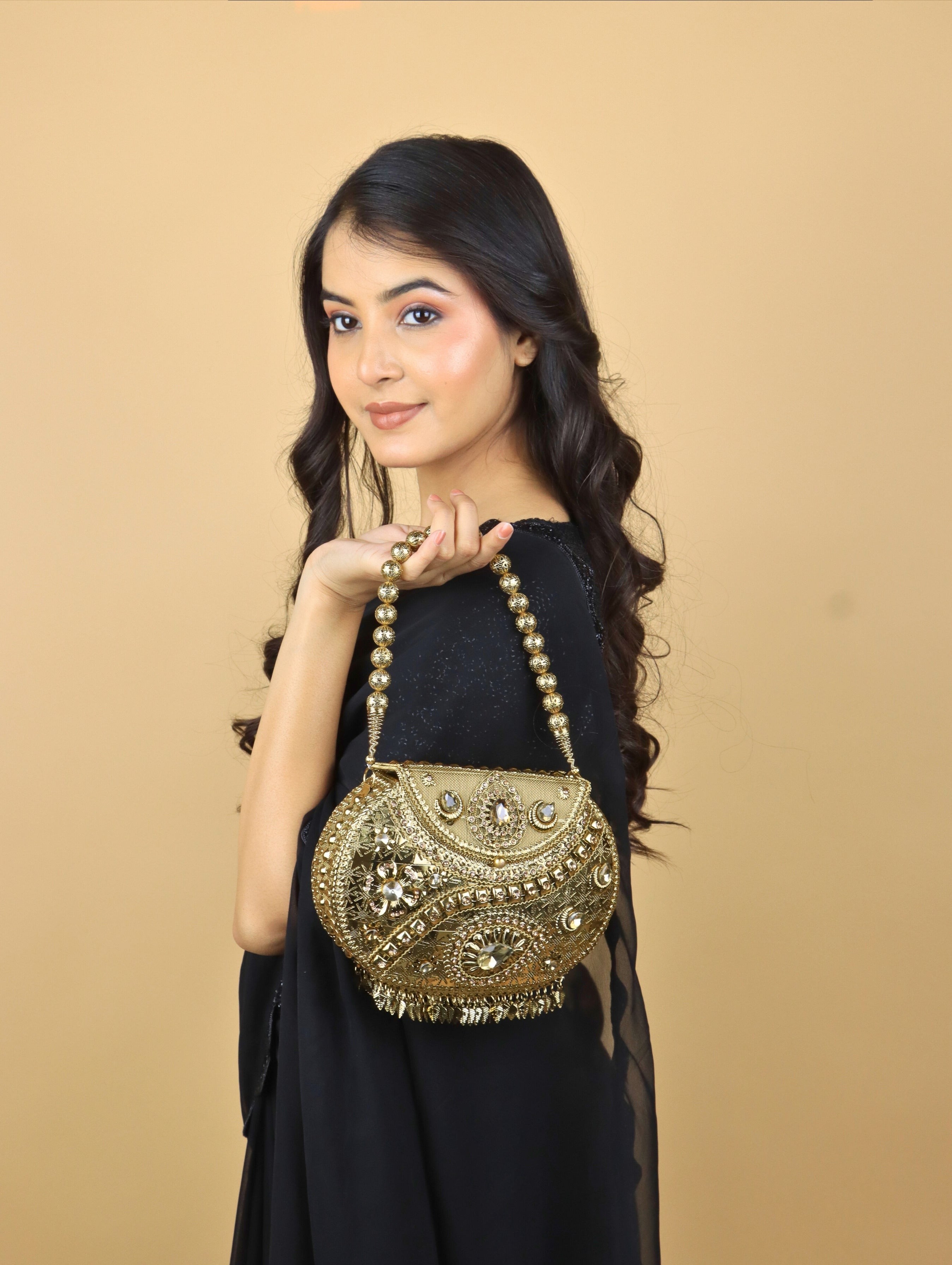 Saaz Metal Handbag With Handwork