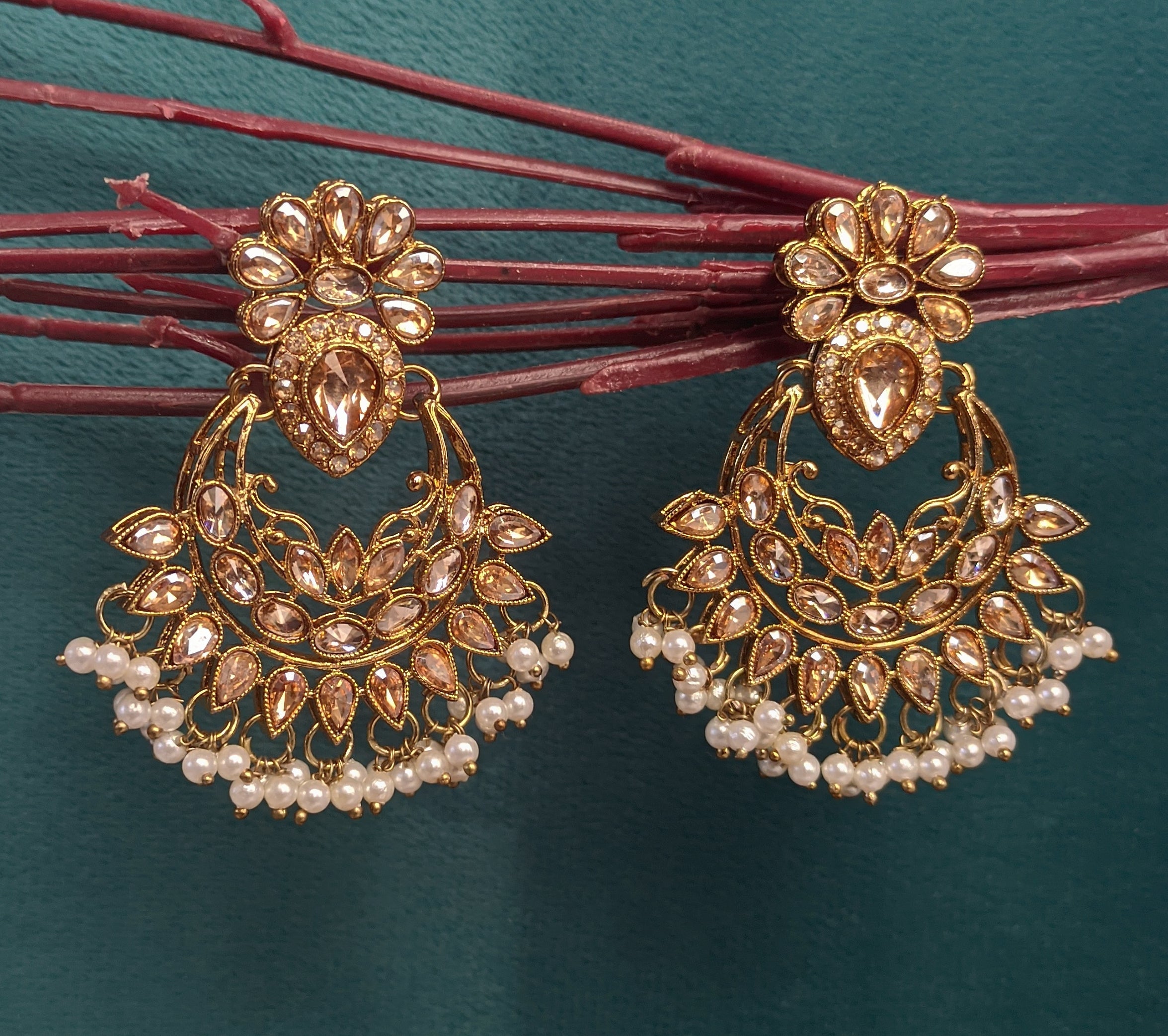 Antique Earring 1022