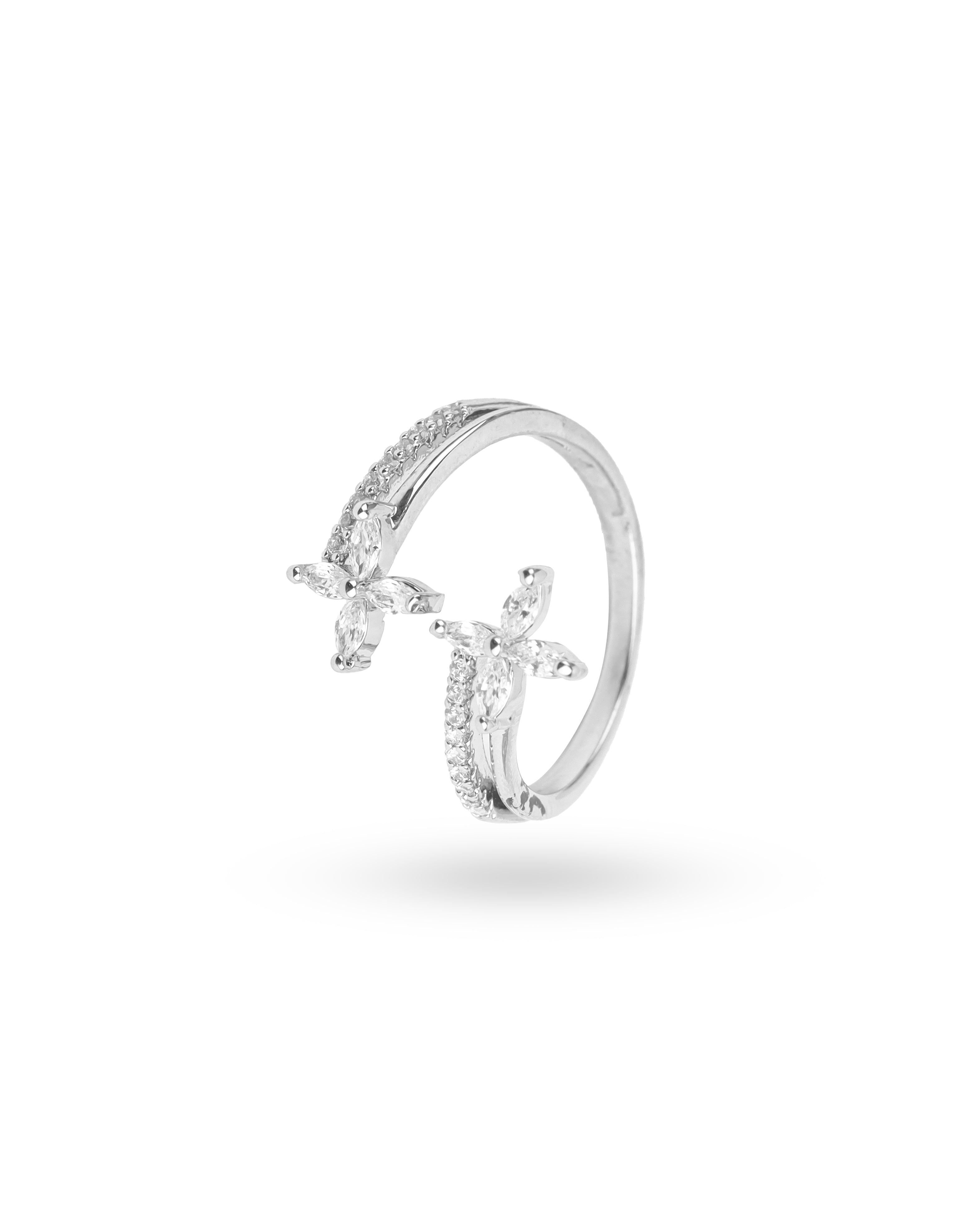 ELEGANTLY CRYSTAL BEAUTY RODIUM PLATED RING
