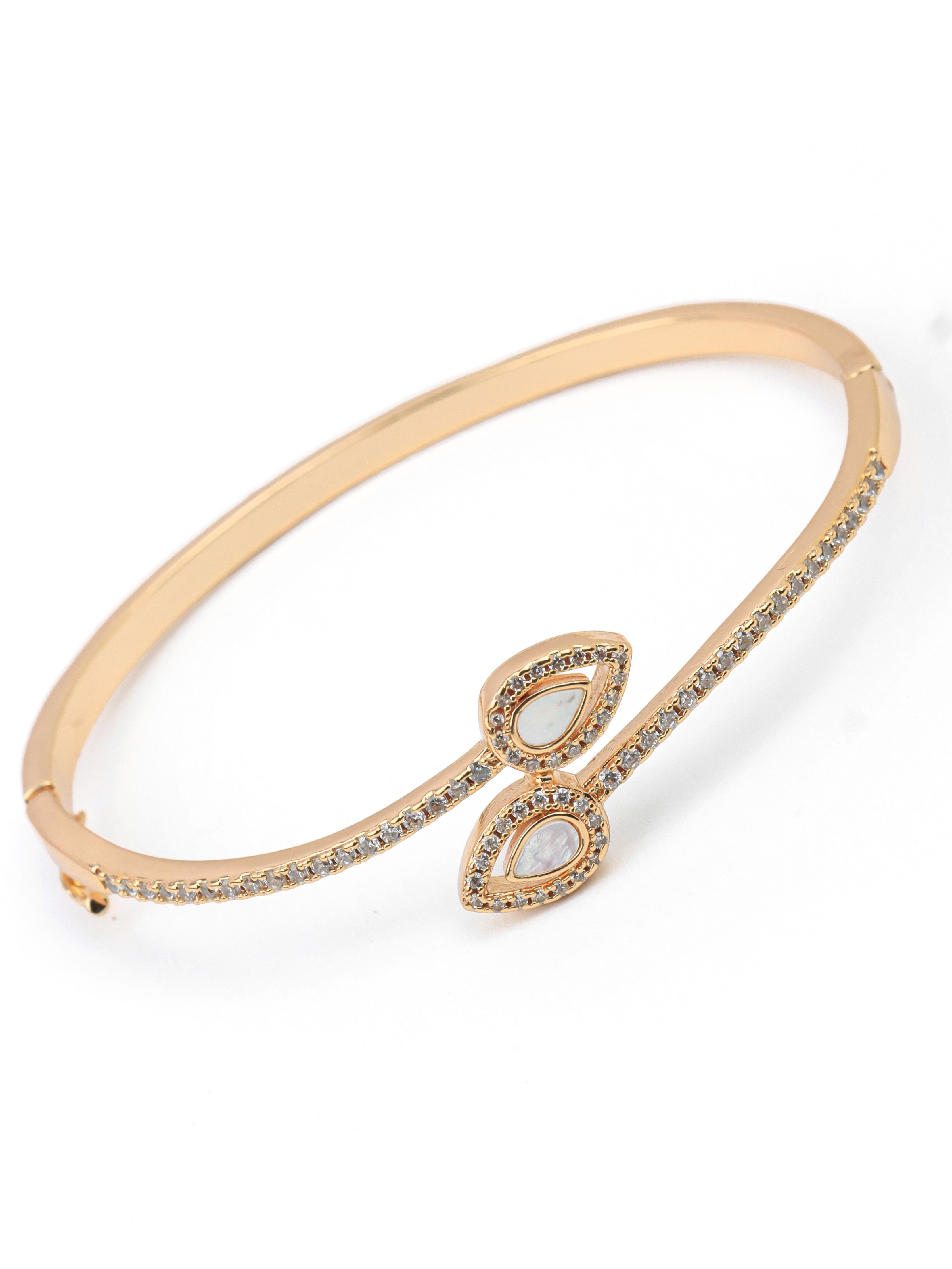 Saaz Mother Pearl Bracelet With AD Stone