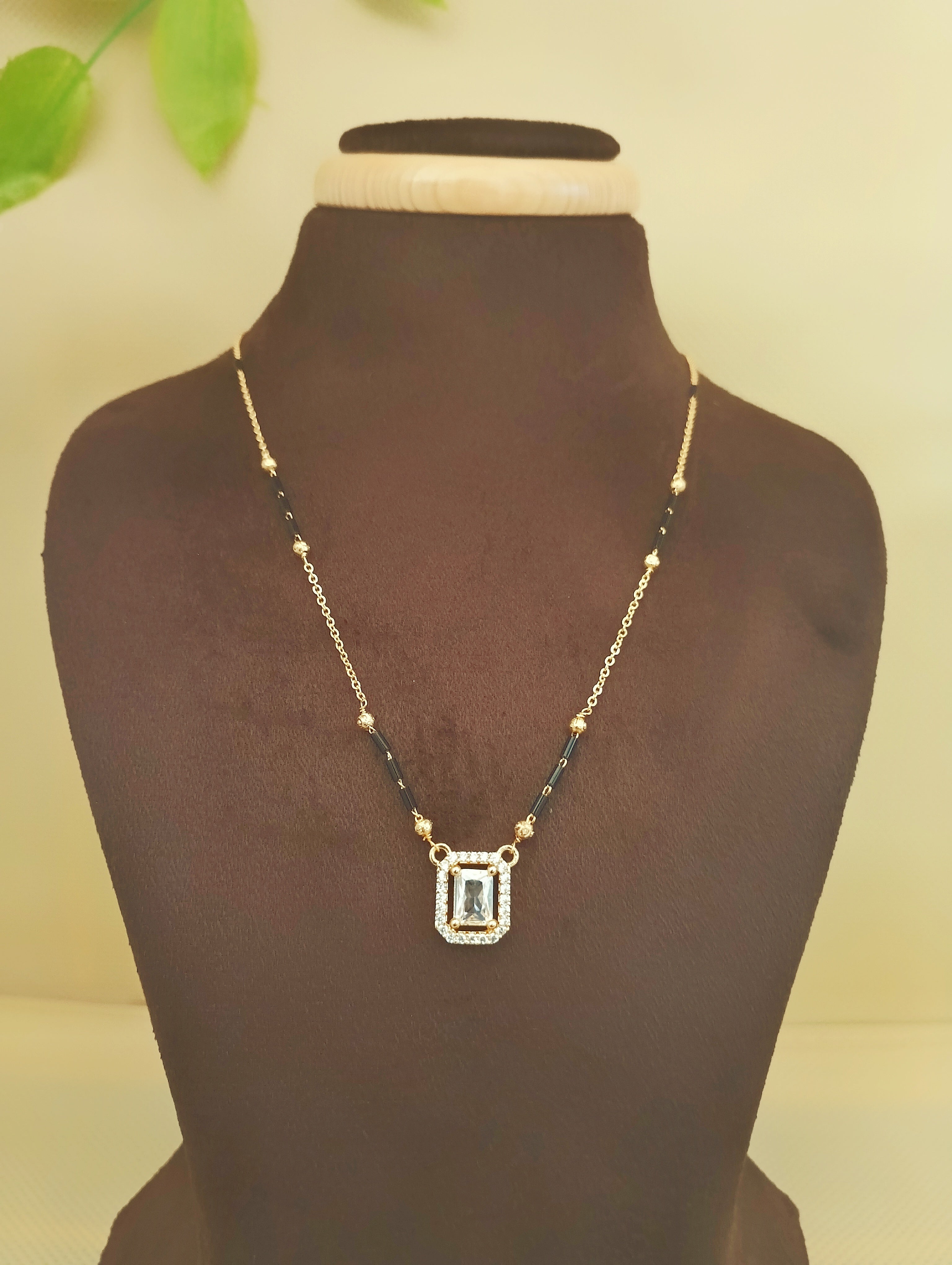 Zircon Mangalsutra 1061
