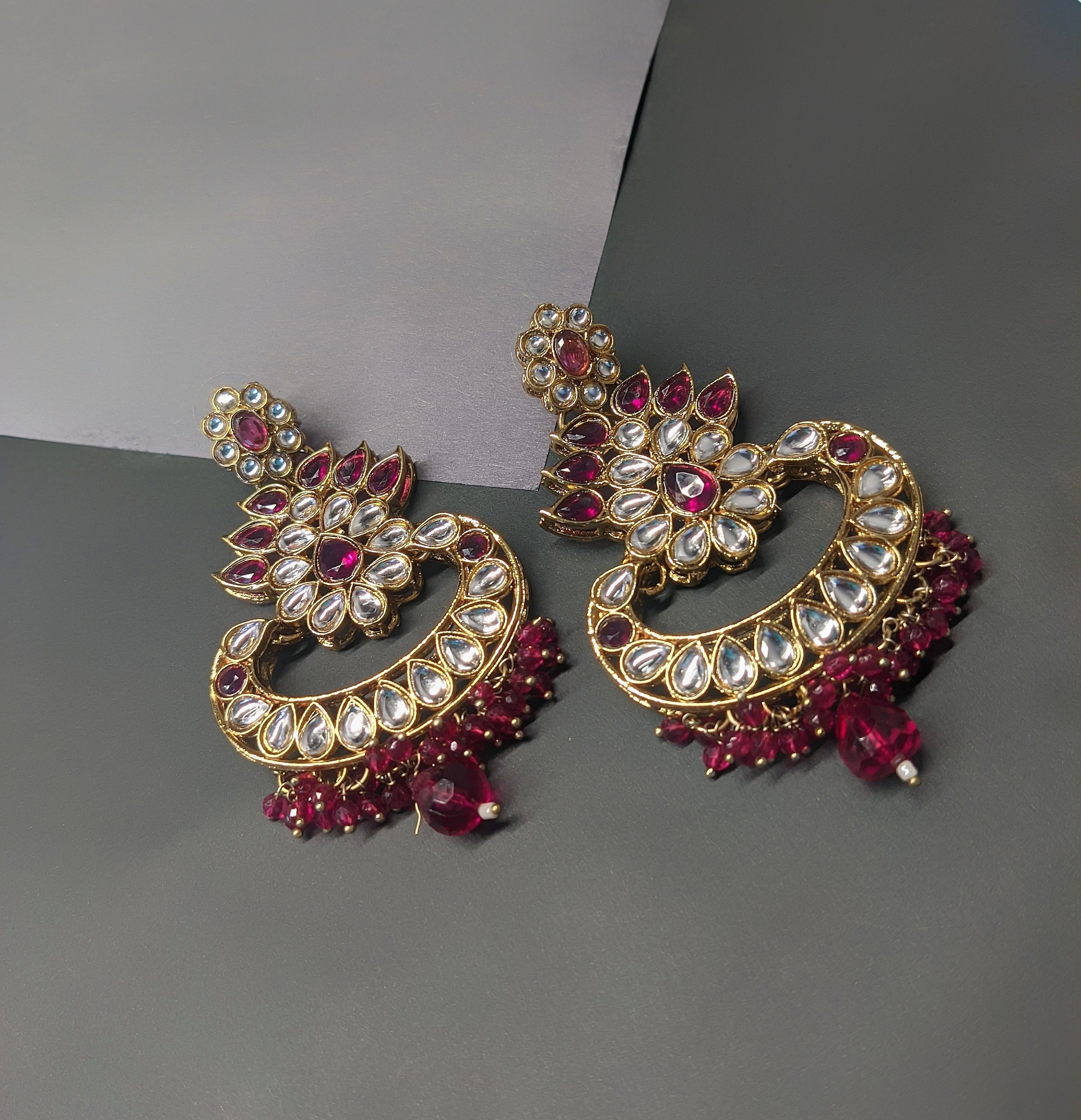 Antique Earring 1026