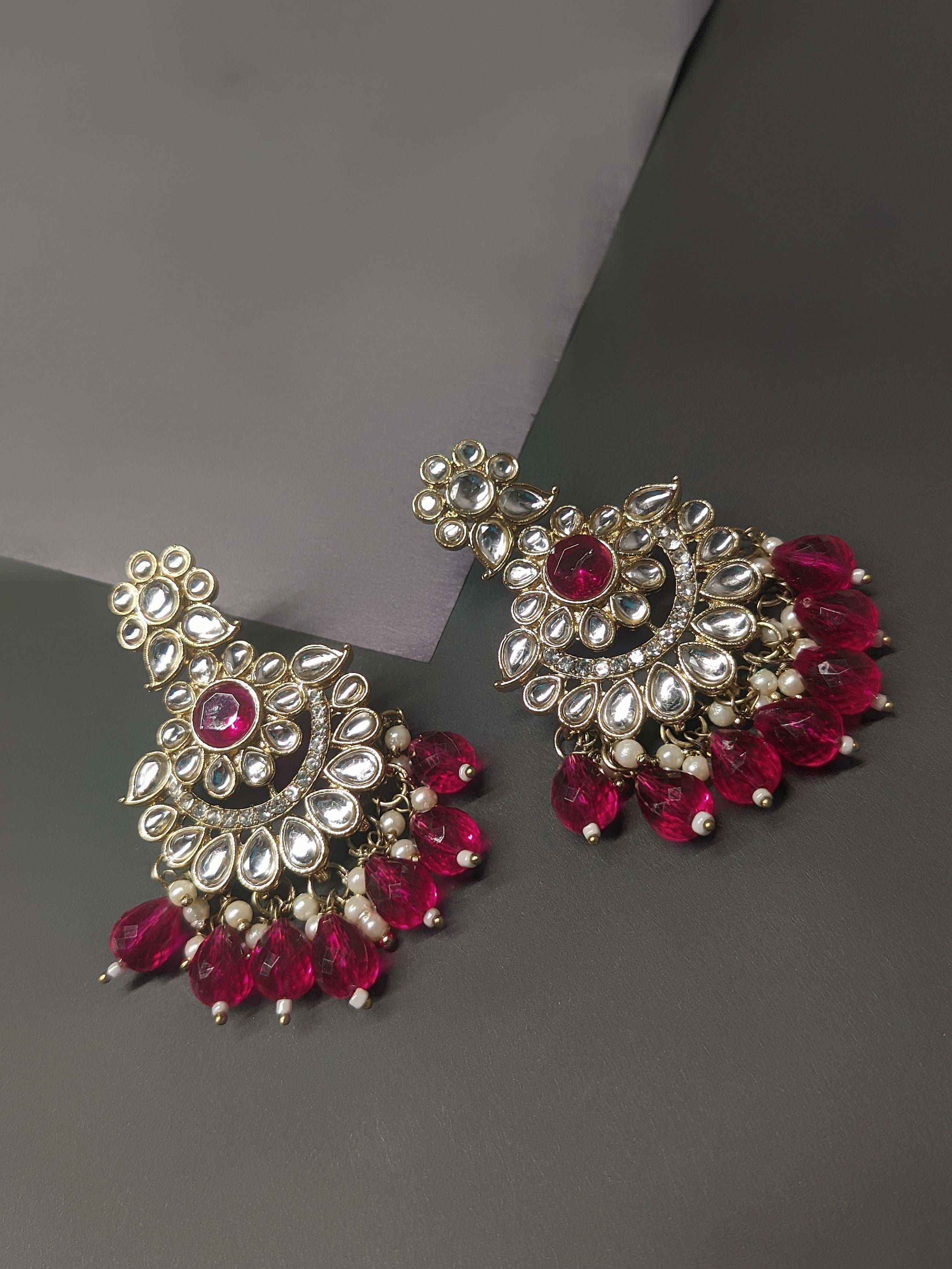 Antique Earring 1030