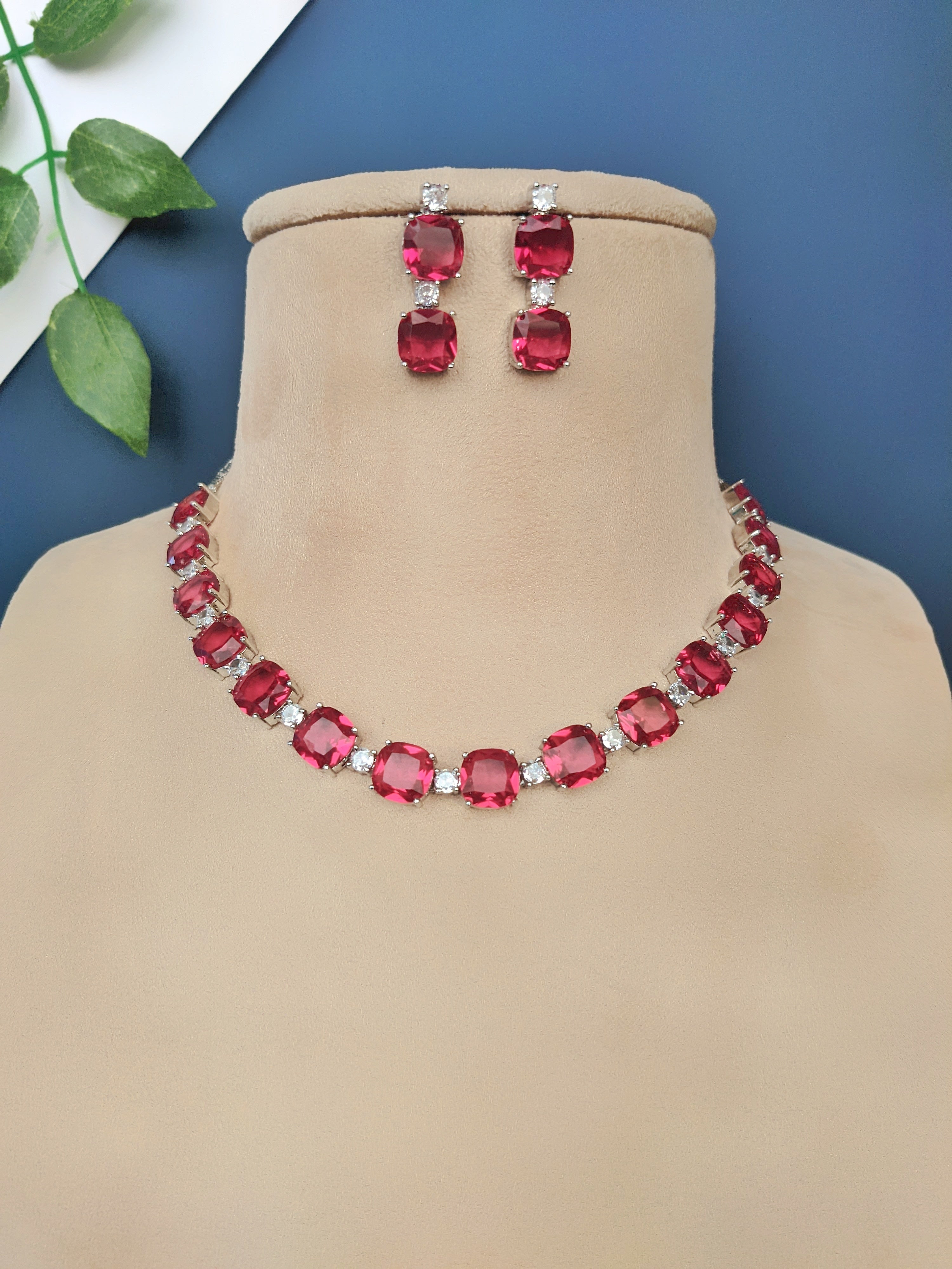 Zircon Necklace 1002