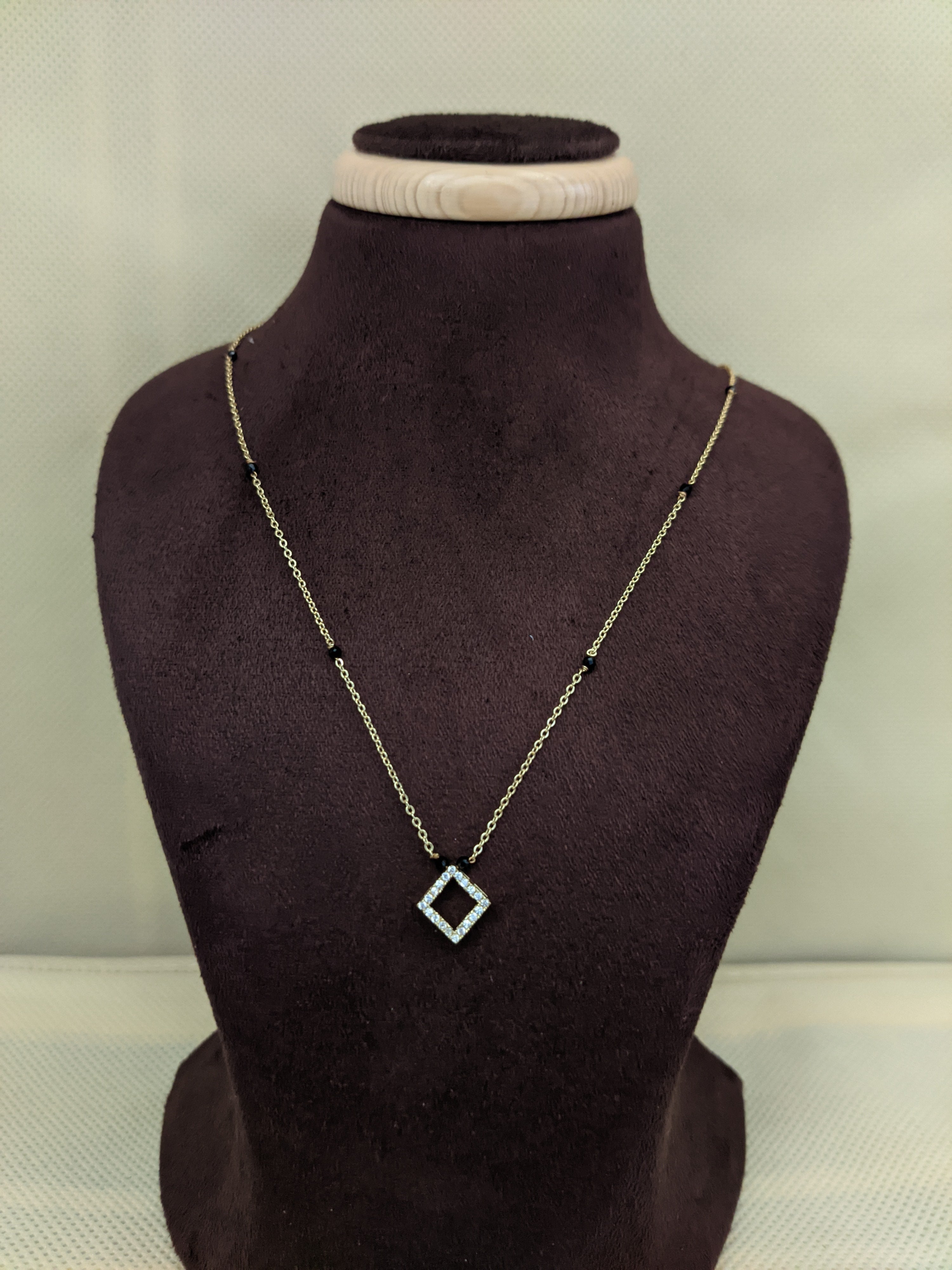 Zircon Mangalsutra 1069