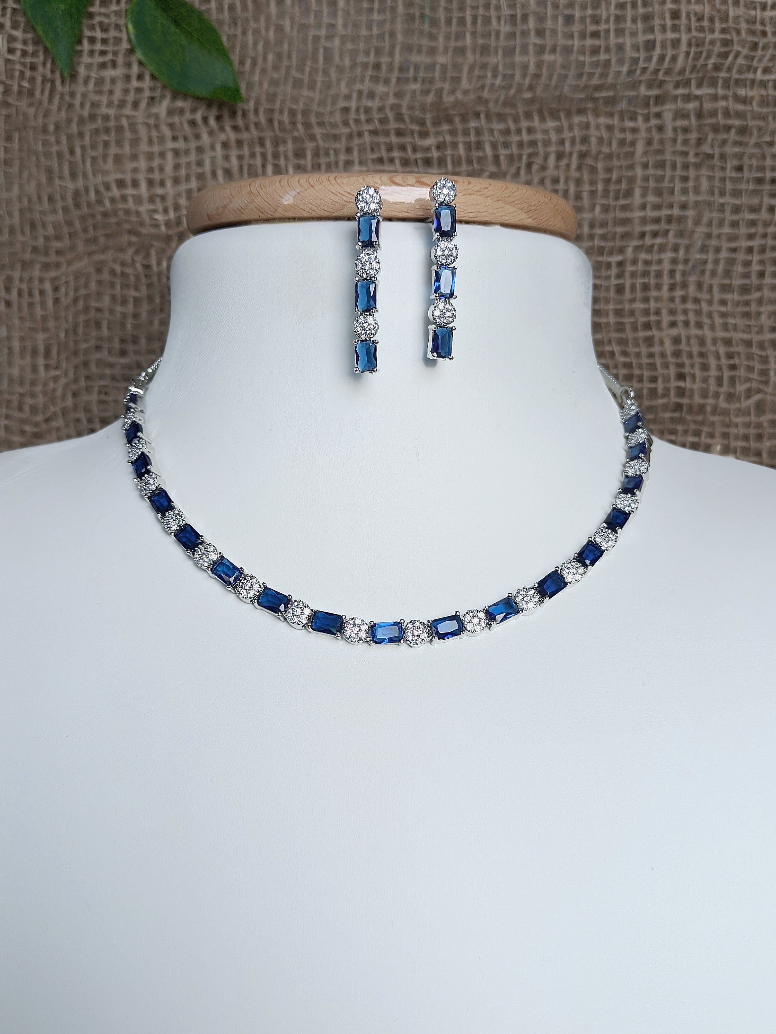 Zircon Necklace 1001