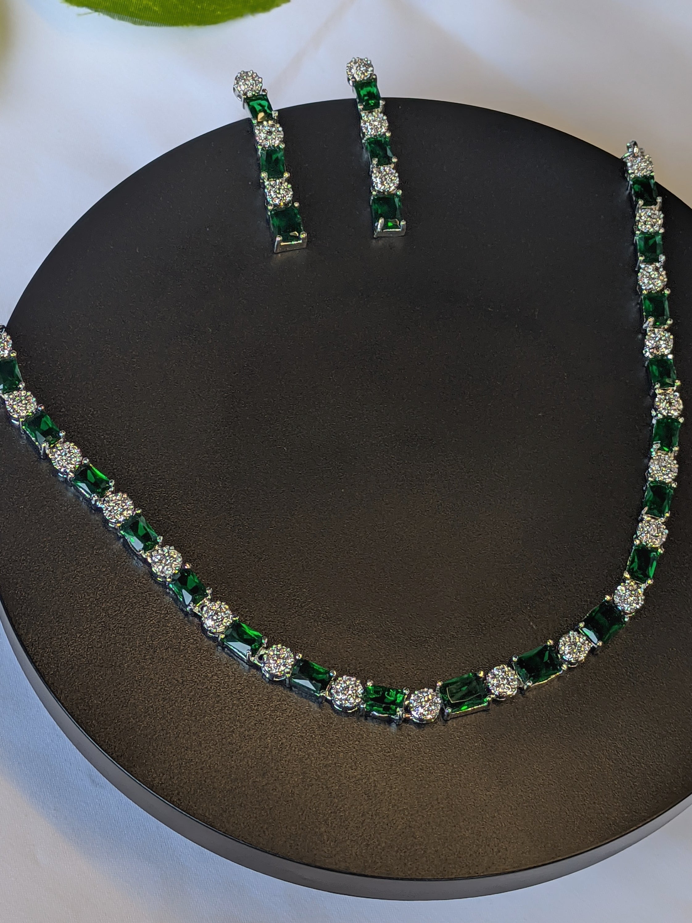 Zircon Necklace 1001