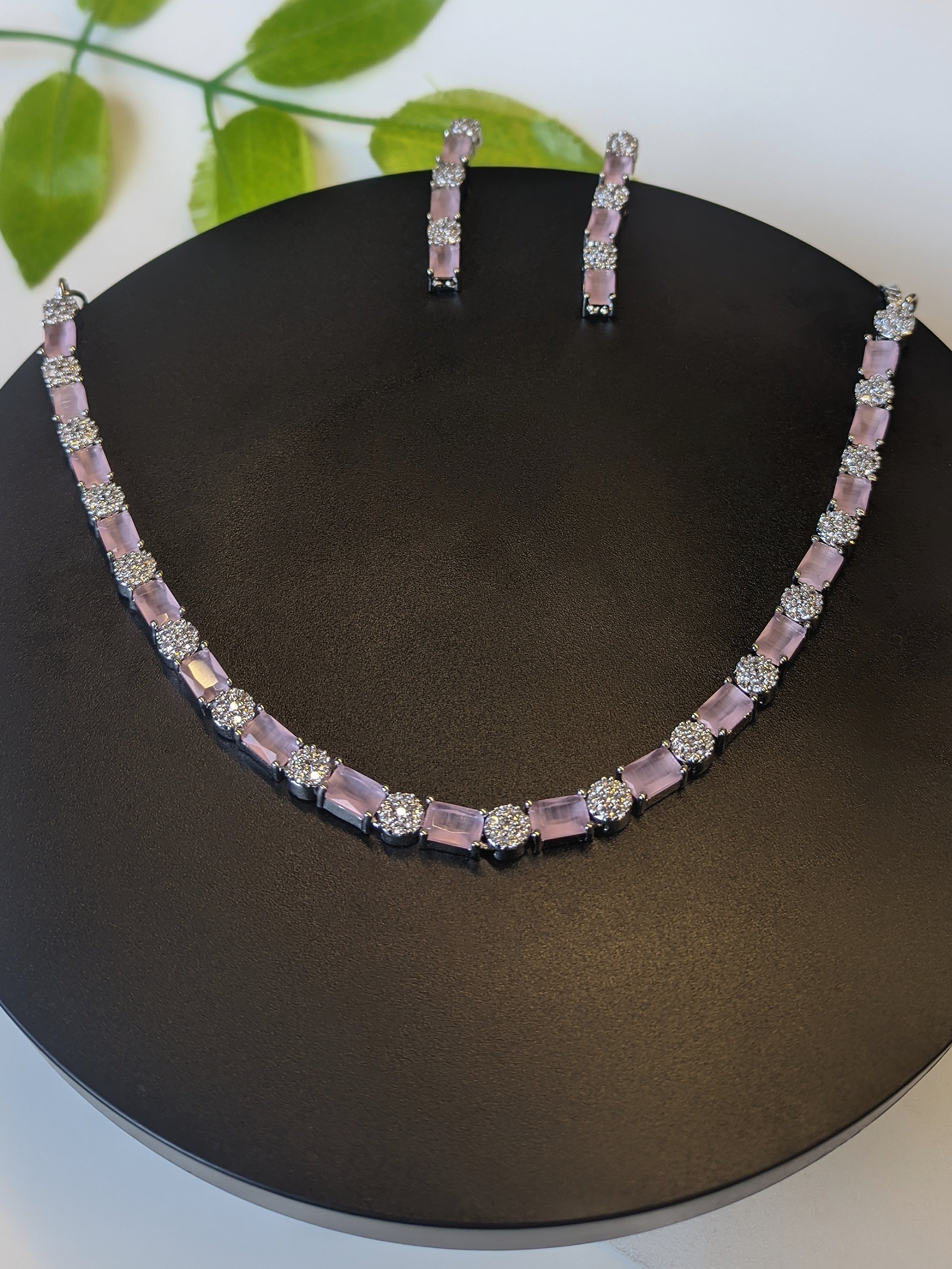 Zircon Necklace 1001