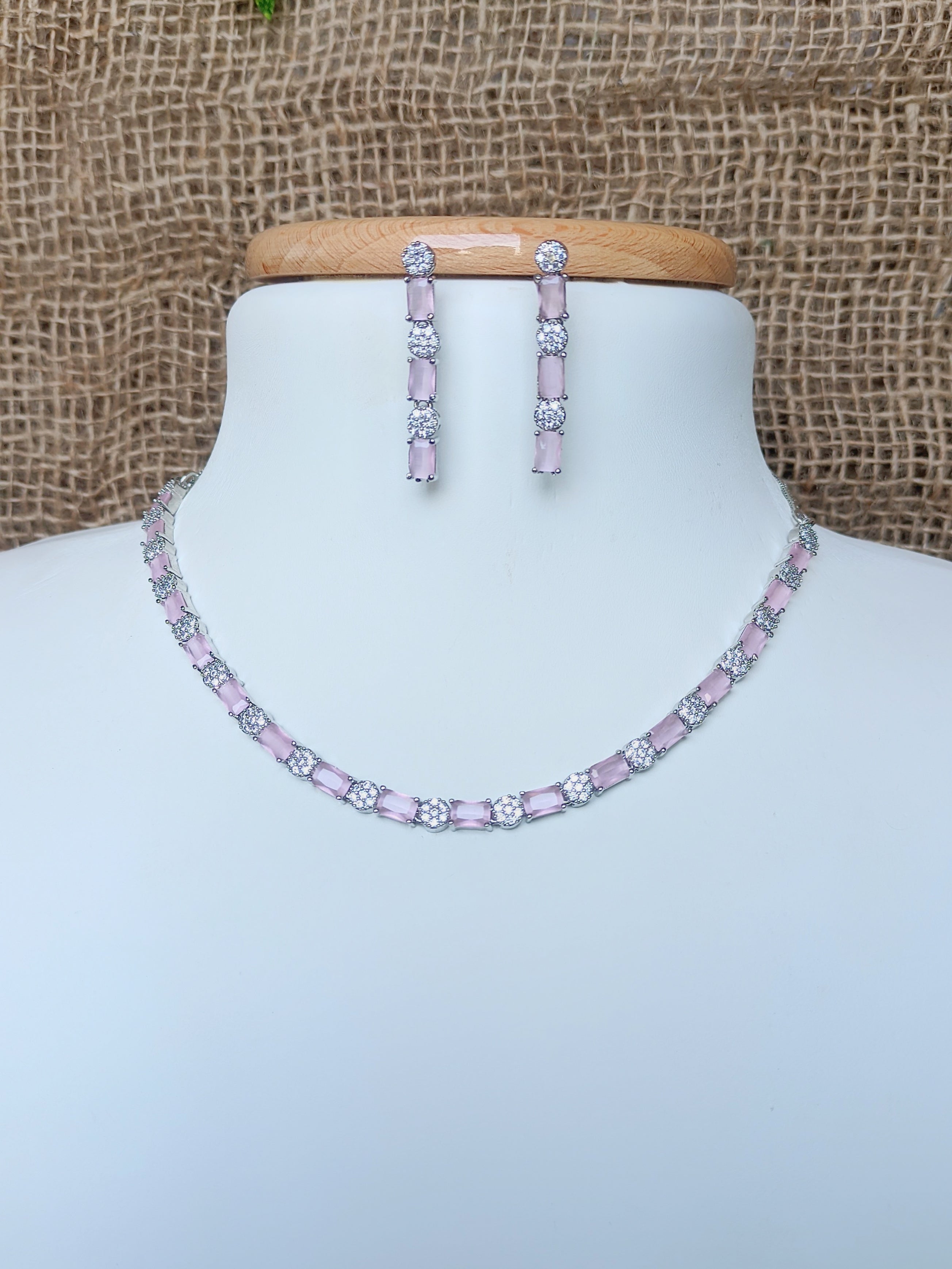 Zircon Necklace 1001