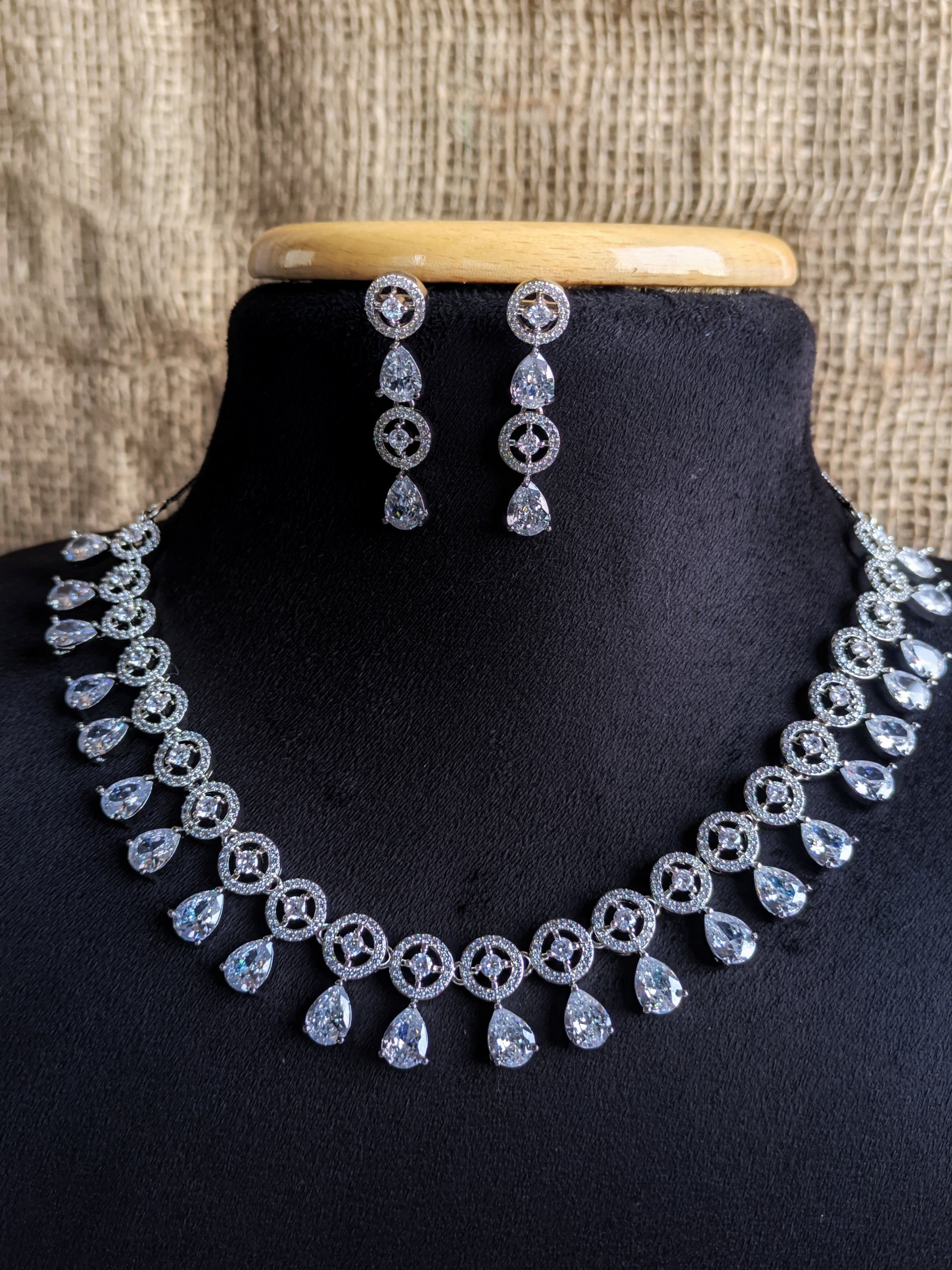 Zircon Necklace 1003