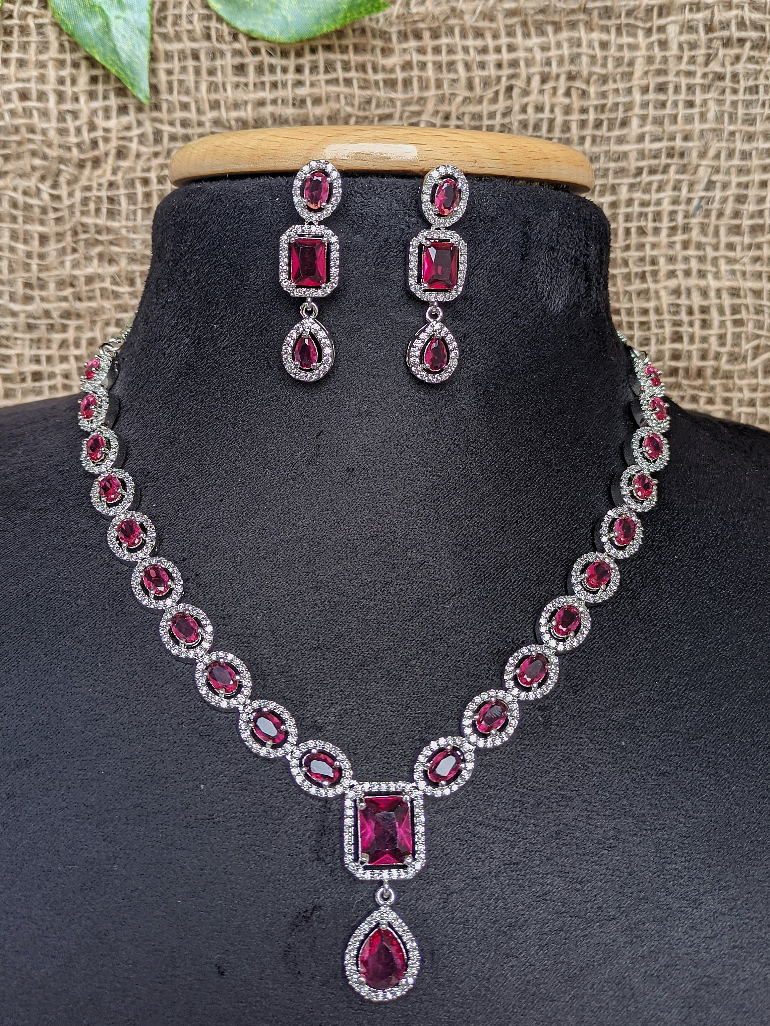 Zircon Necklace 1009