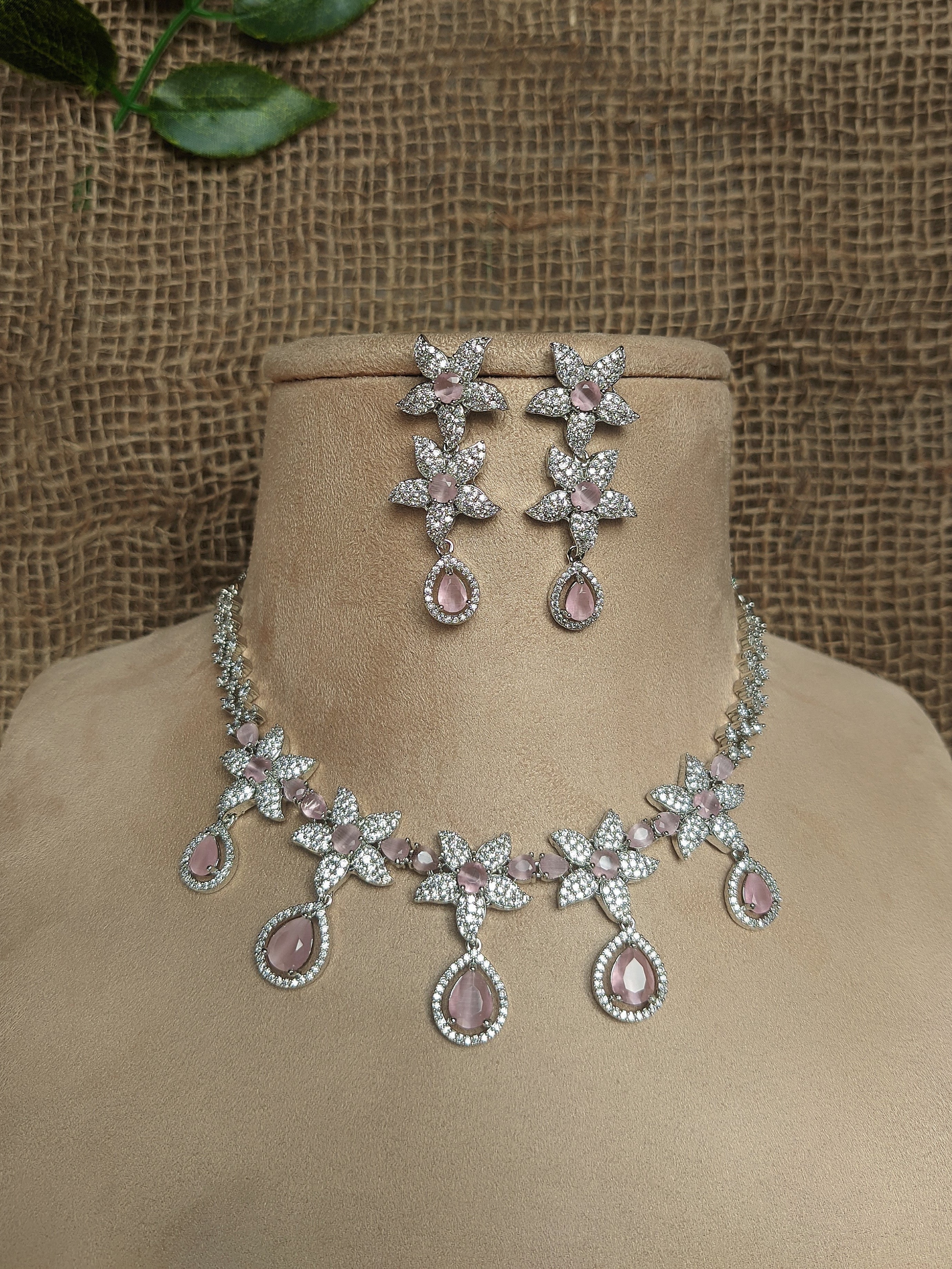 Zircon Necklace 1012