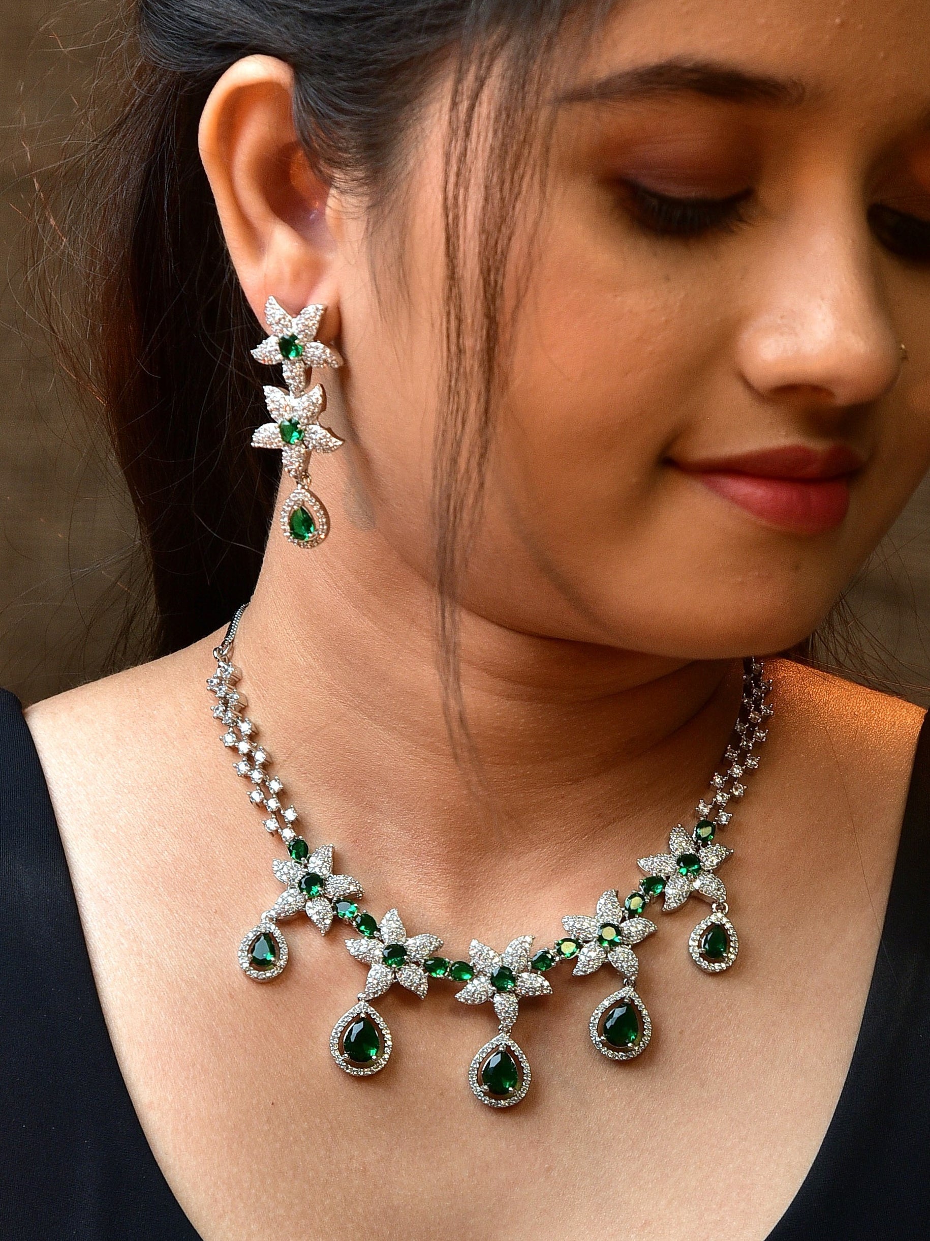 Zircon Necklace 1012