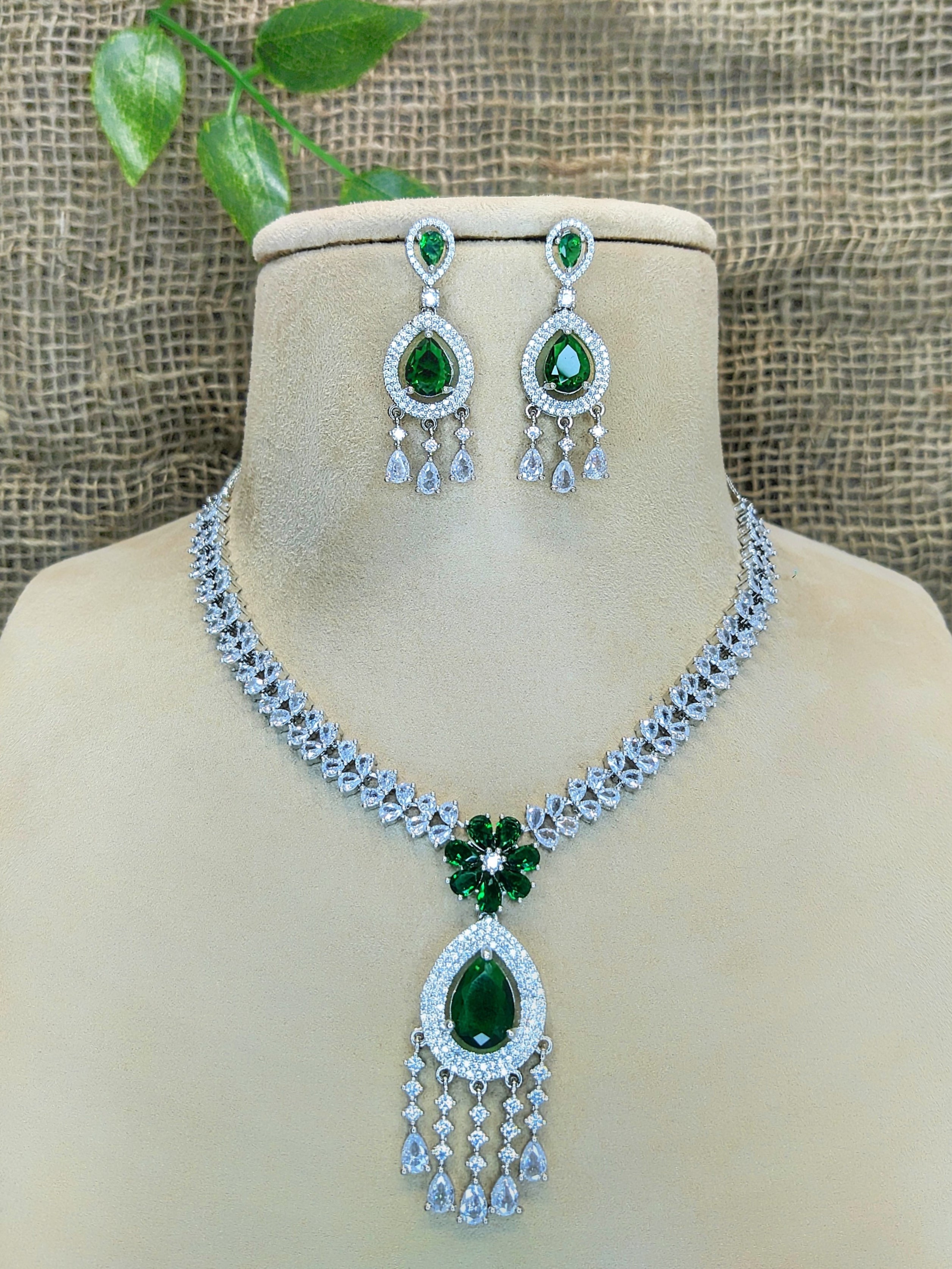 Zircon Necklace 1013