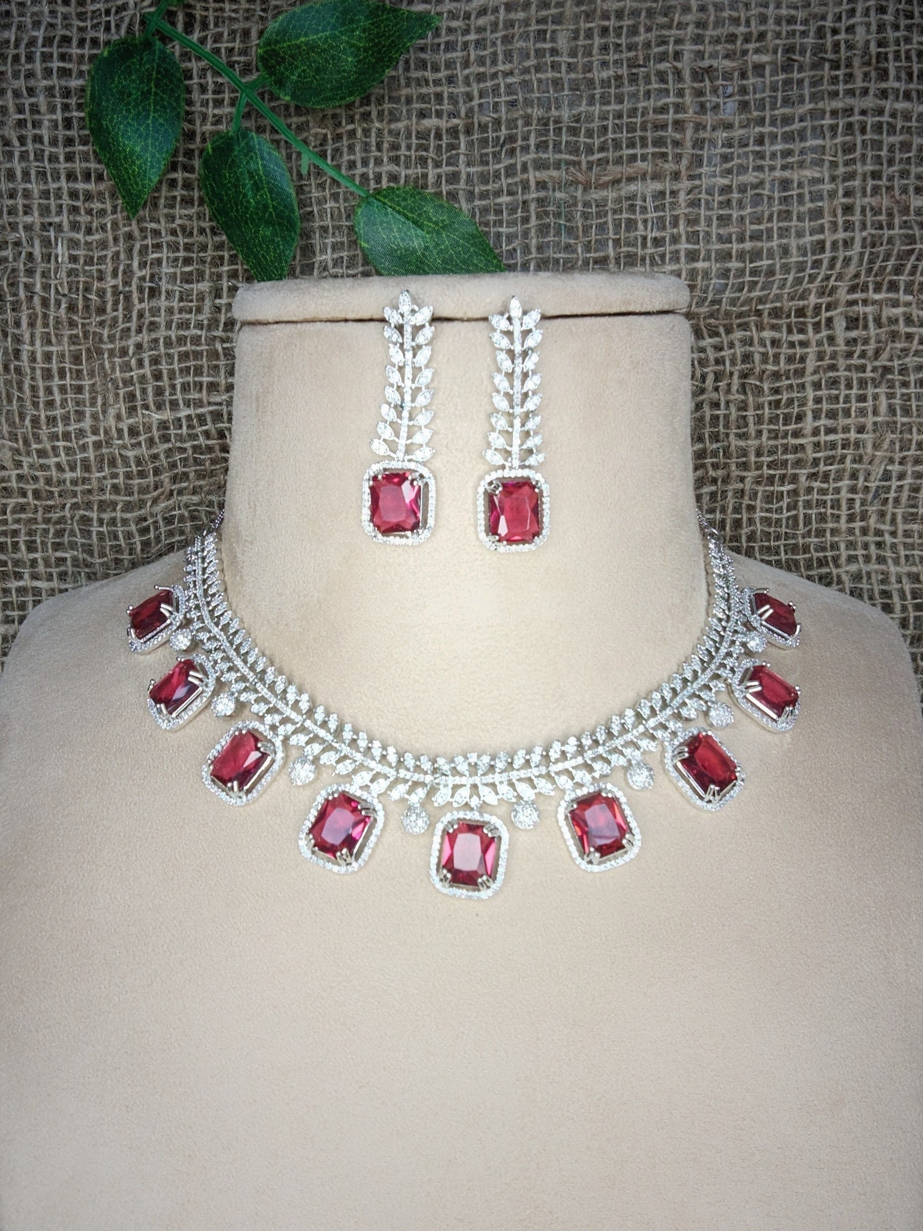 Zircon Necklace 1015