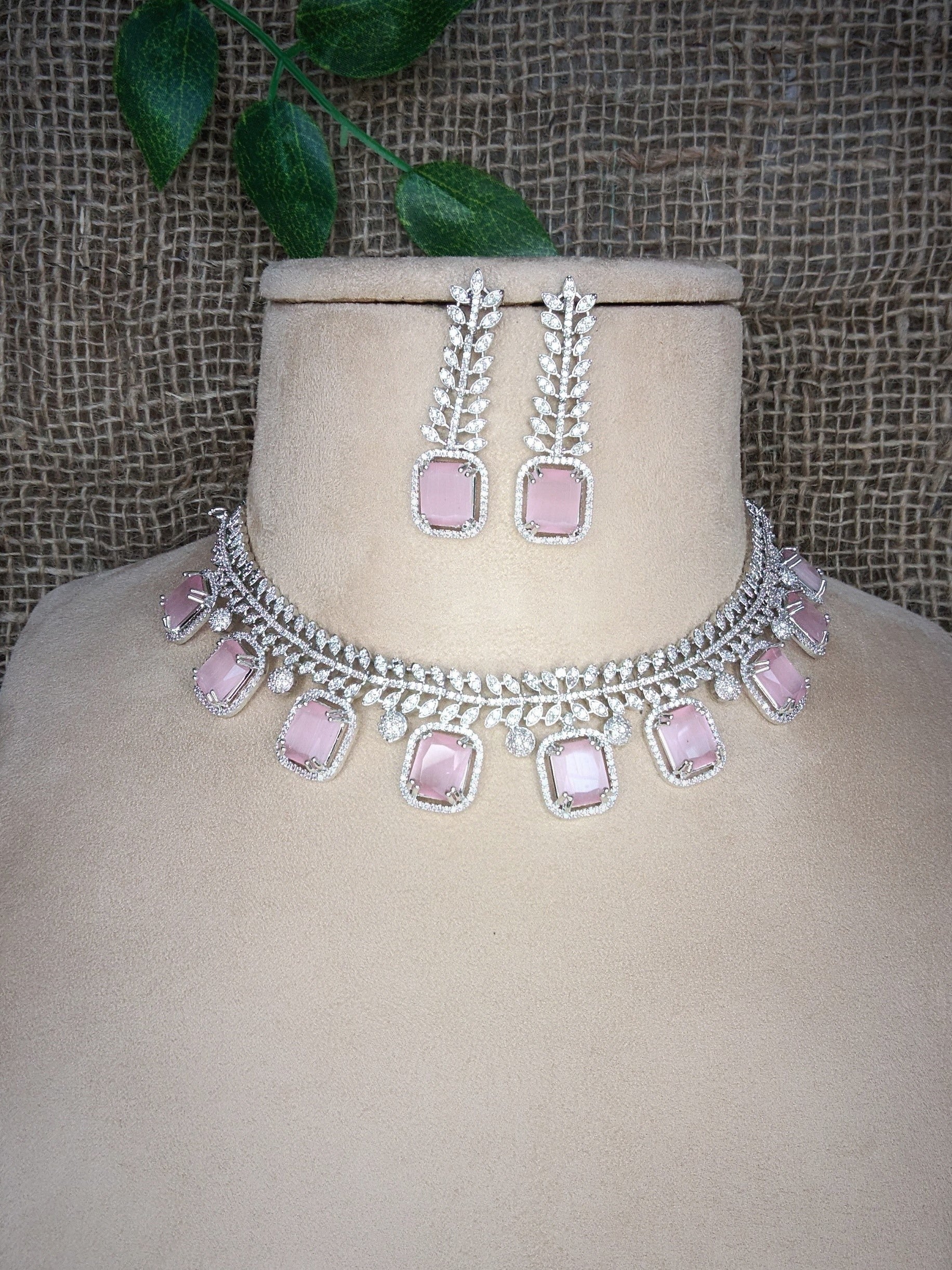 Zircon Necklace 1015
