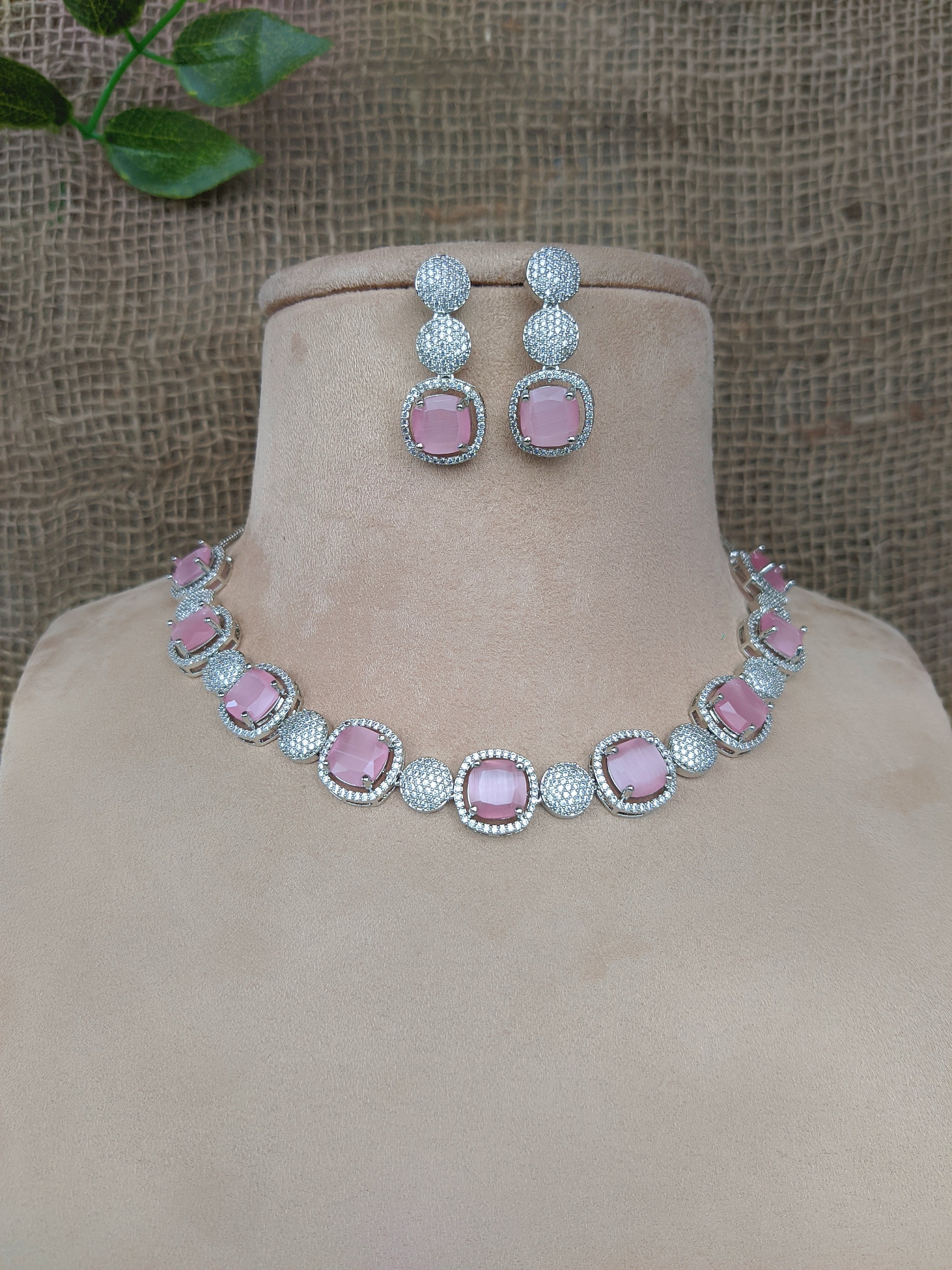 Zircon Necklace 1049