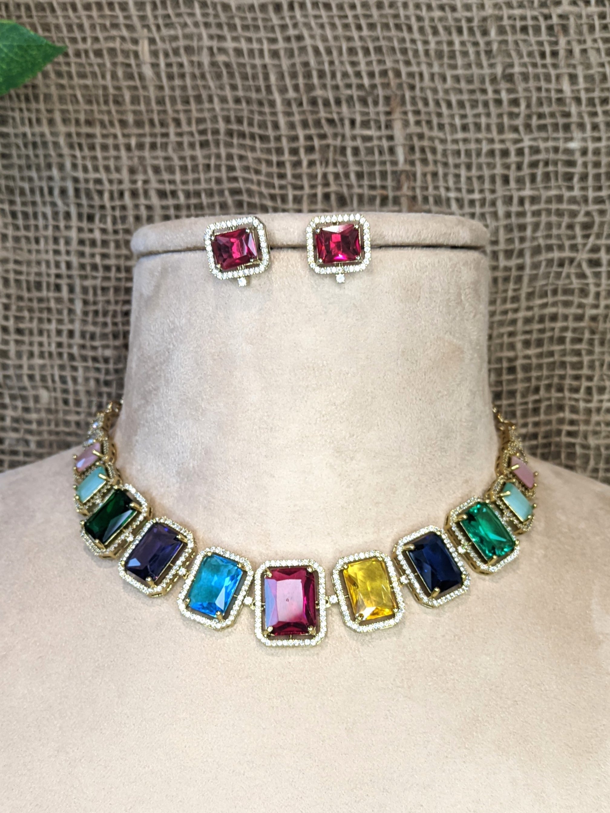 Victorian Necklace 1042