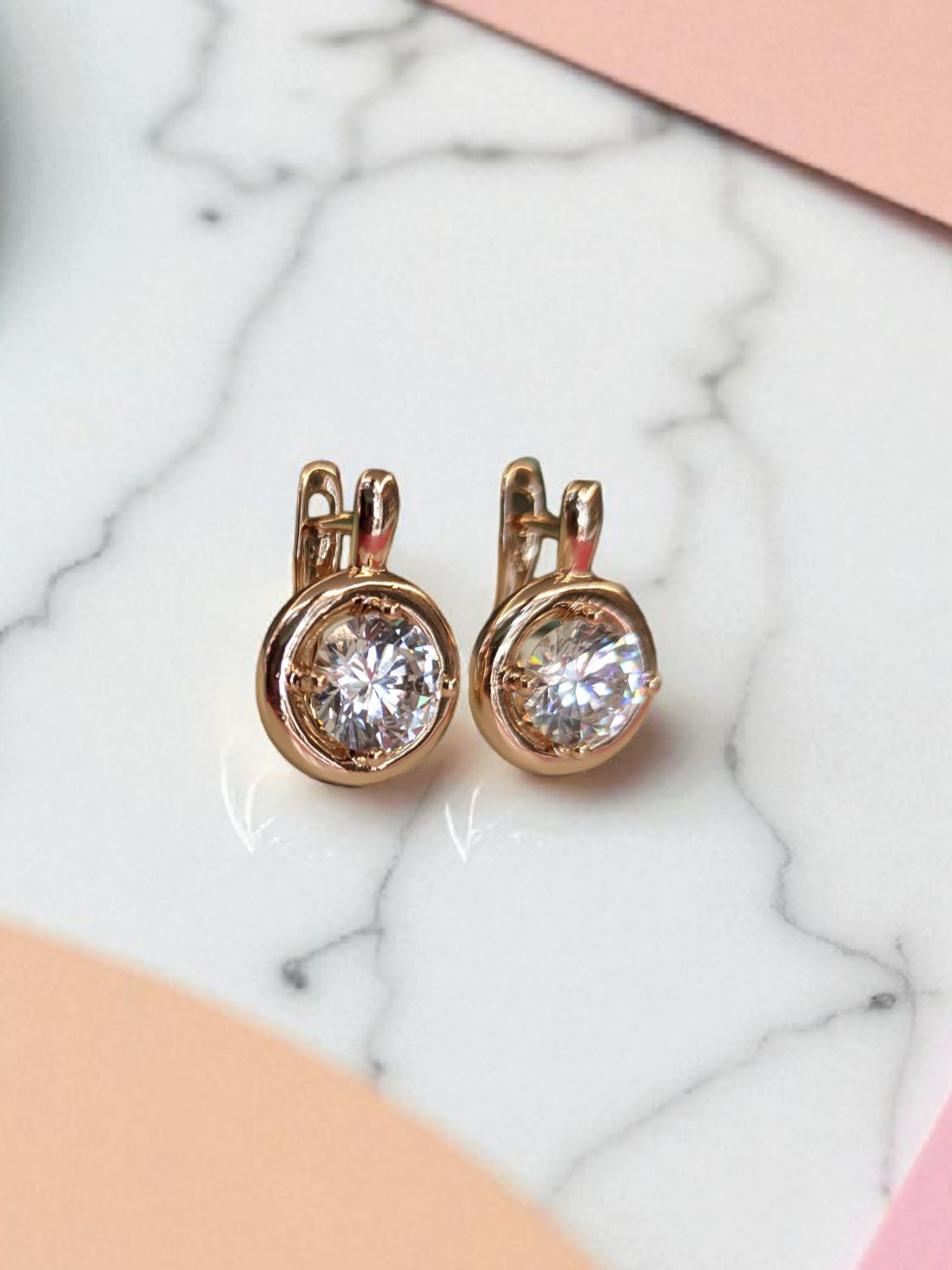 Gleaming AD BALI EARRING