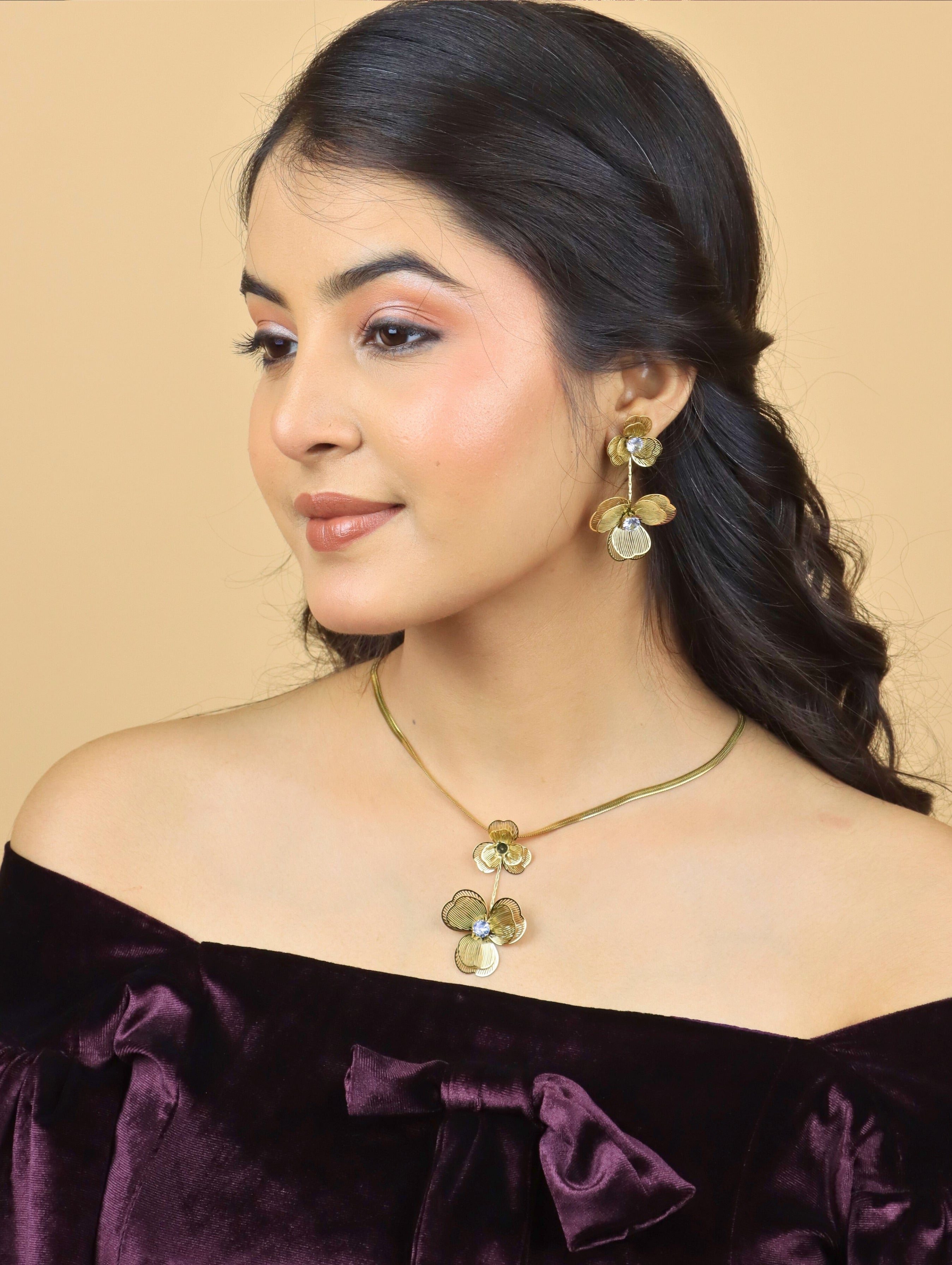 SAAZ ANTI TANSHI PANDEL SET FLOWER DESGIN