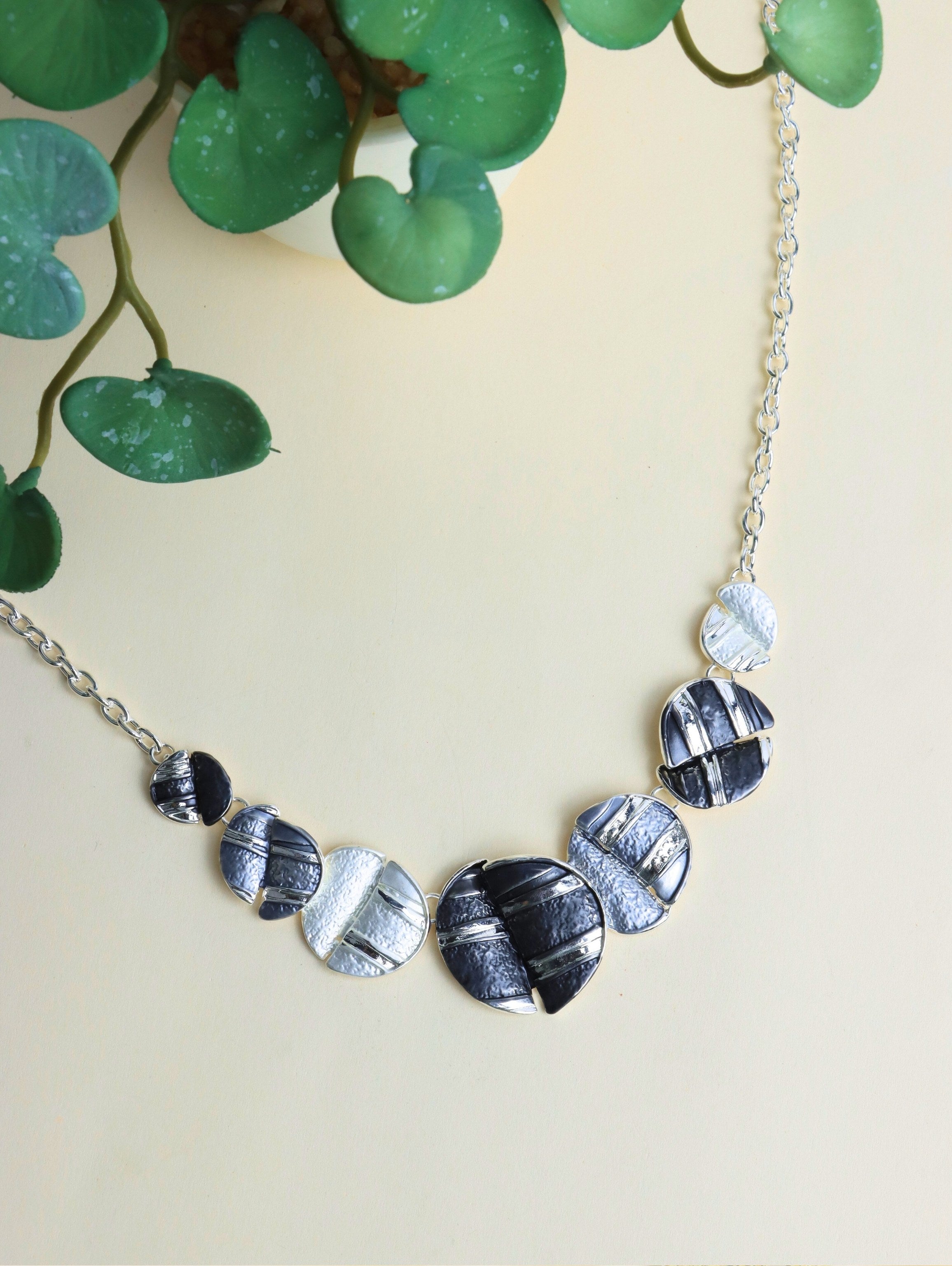 Westlook Pastel White-Black Color Flora  Necklace