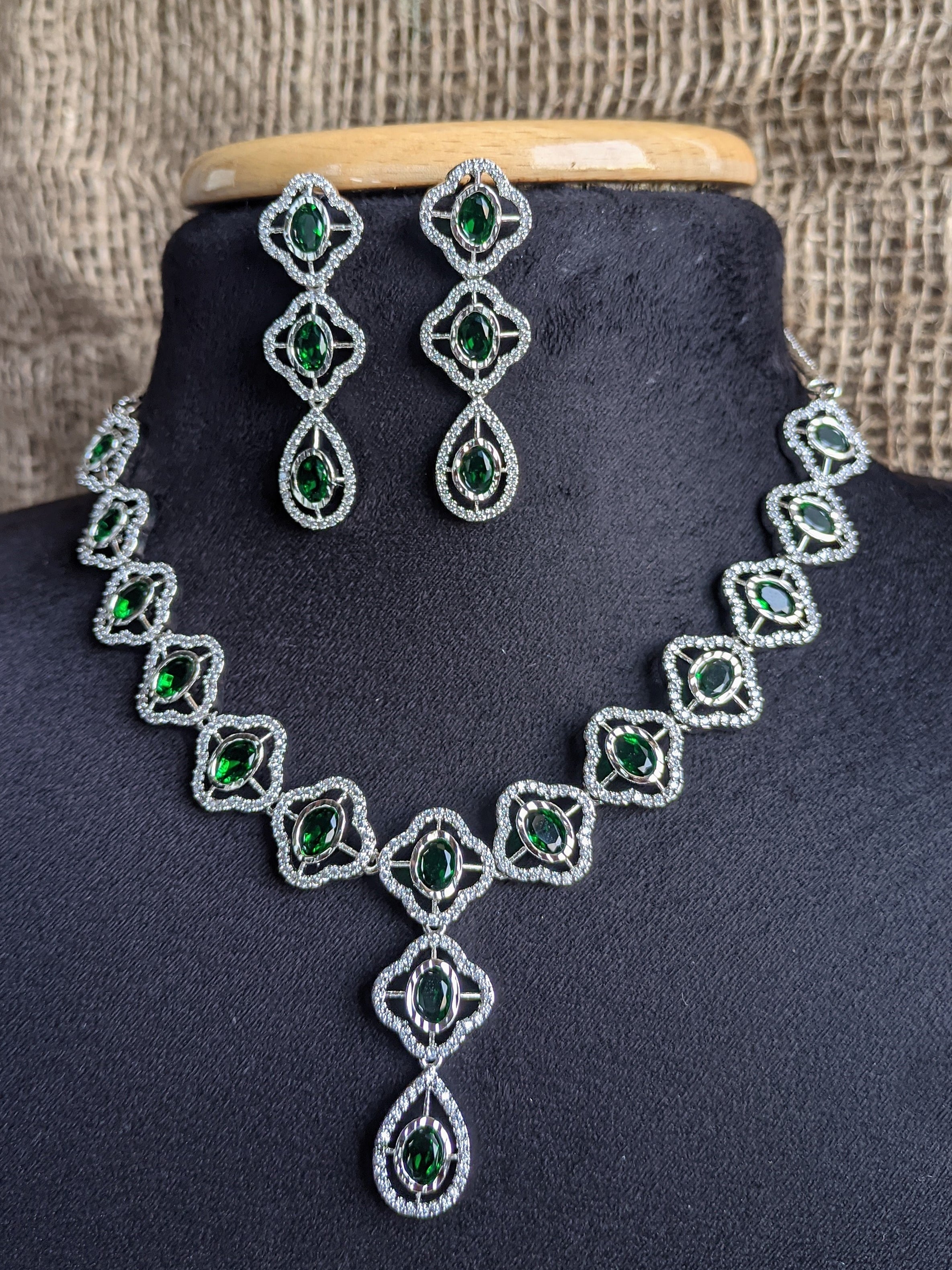 Zircon Necklace  1006