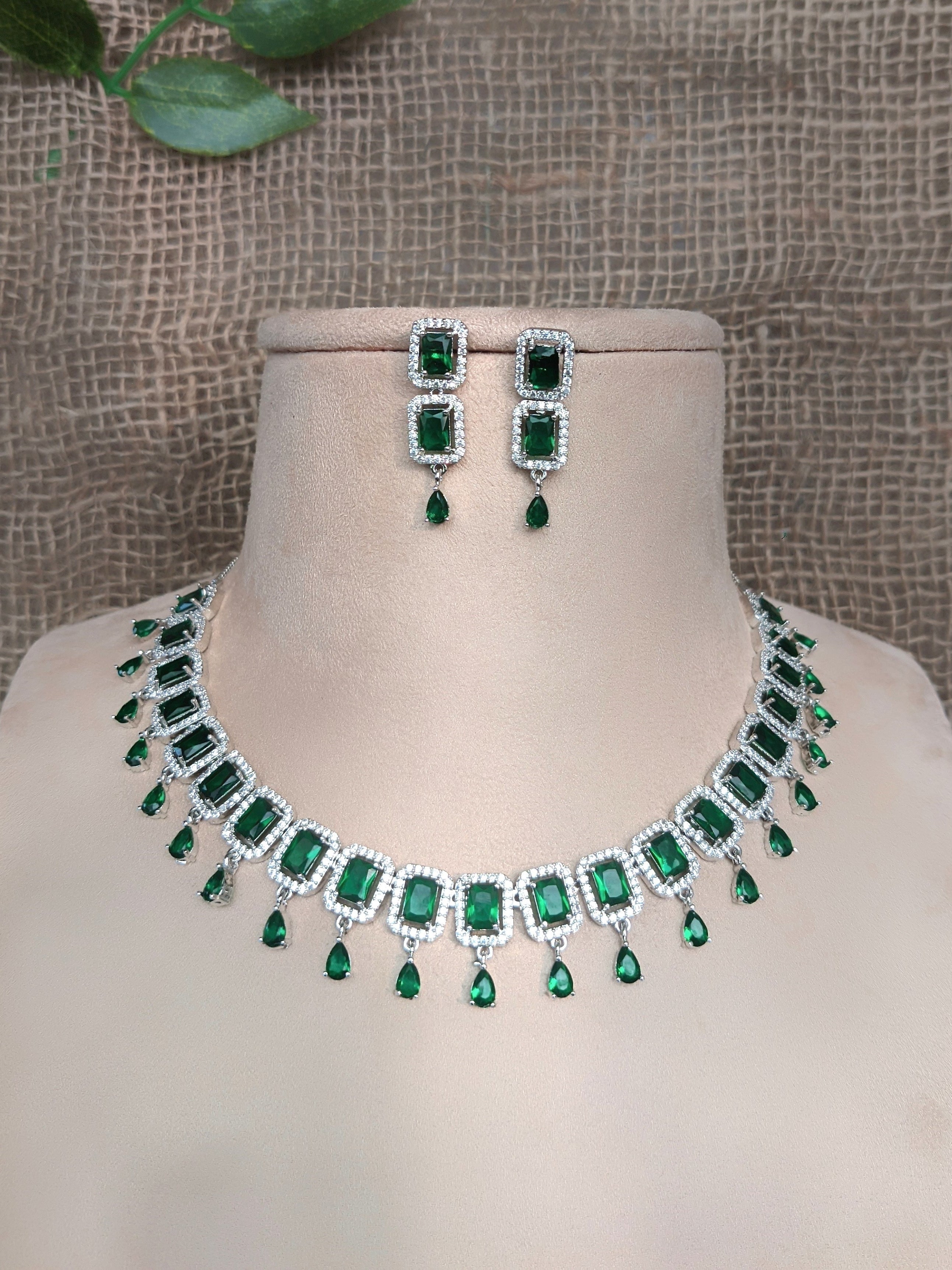 Zircon Necklace  1011