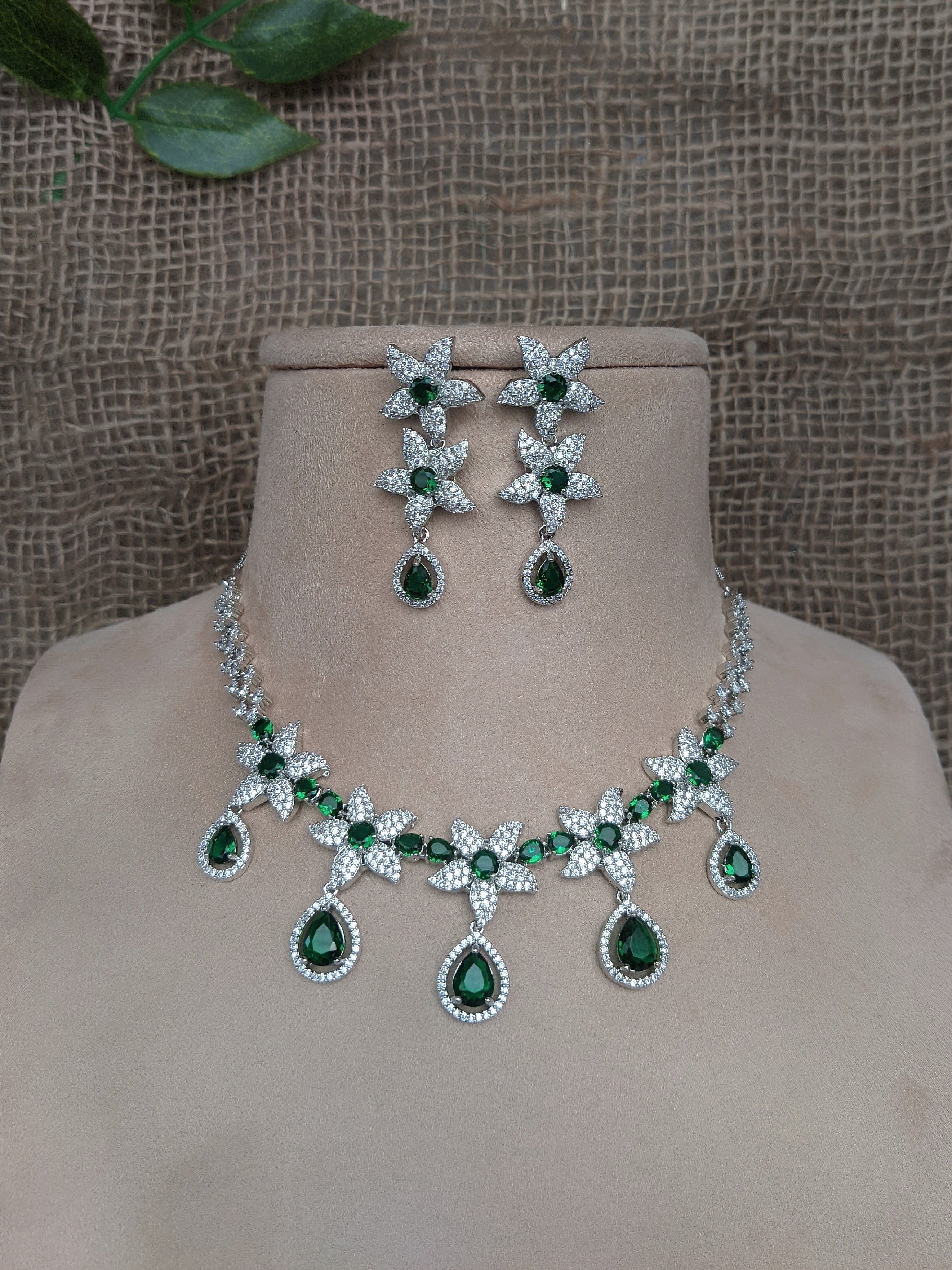 Zircon Necklace  1012