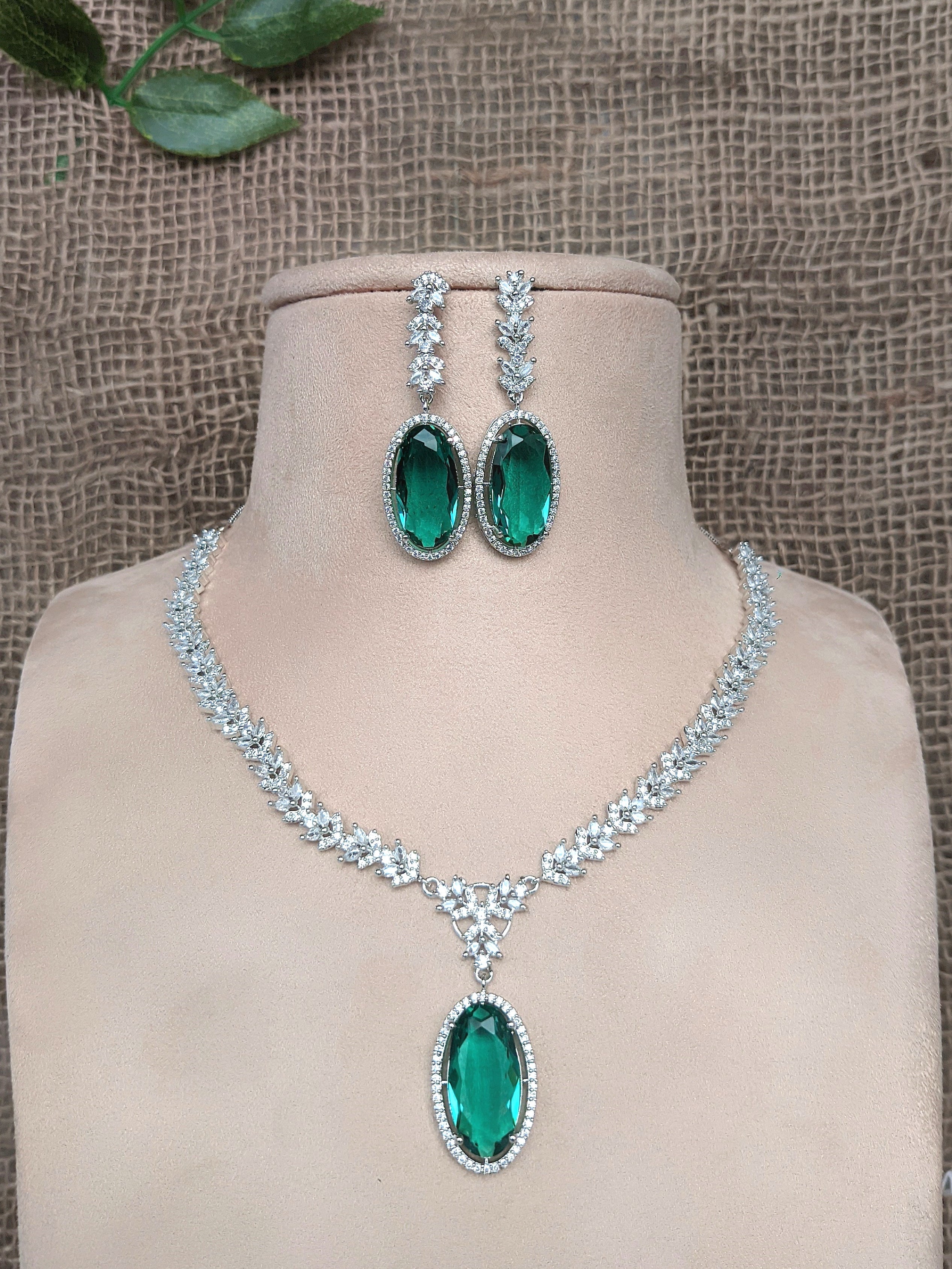 Zircon Necklace  1016