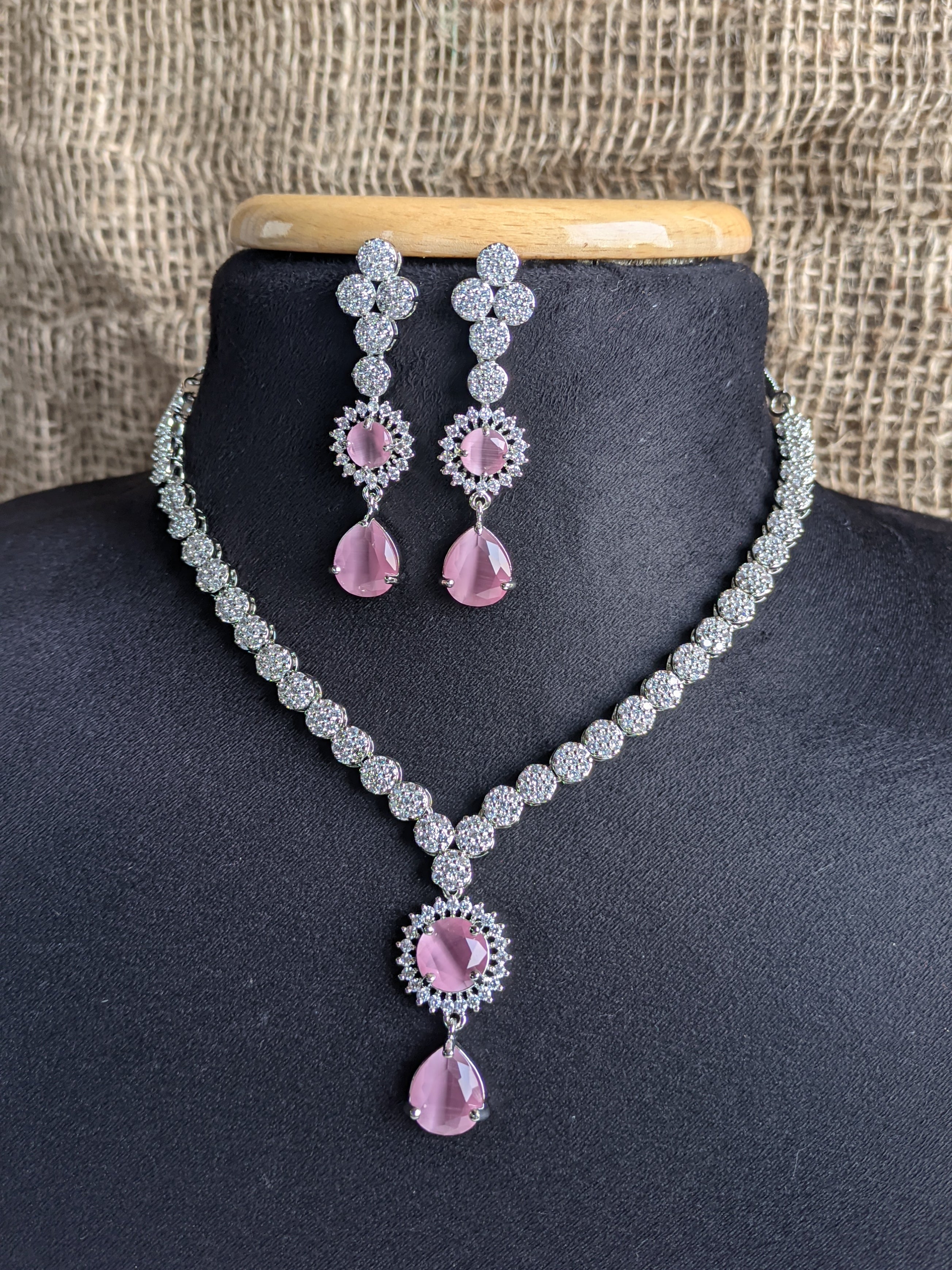 Zircon Necklace  1017