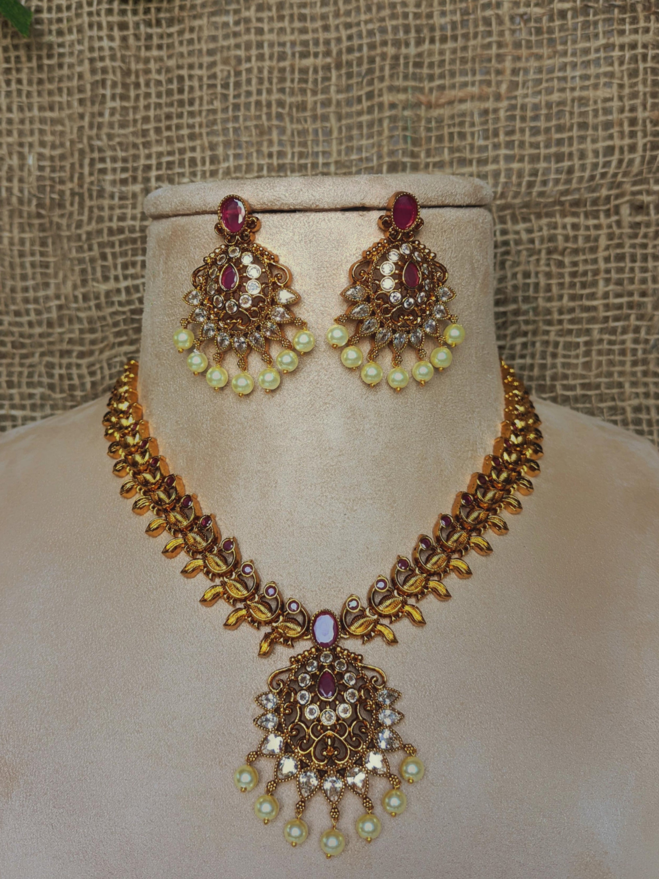 Antique Necklace  1055