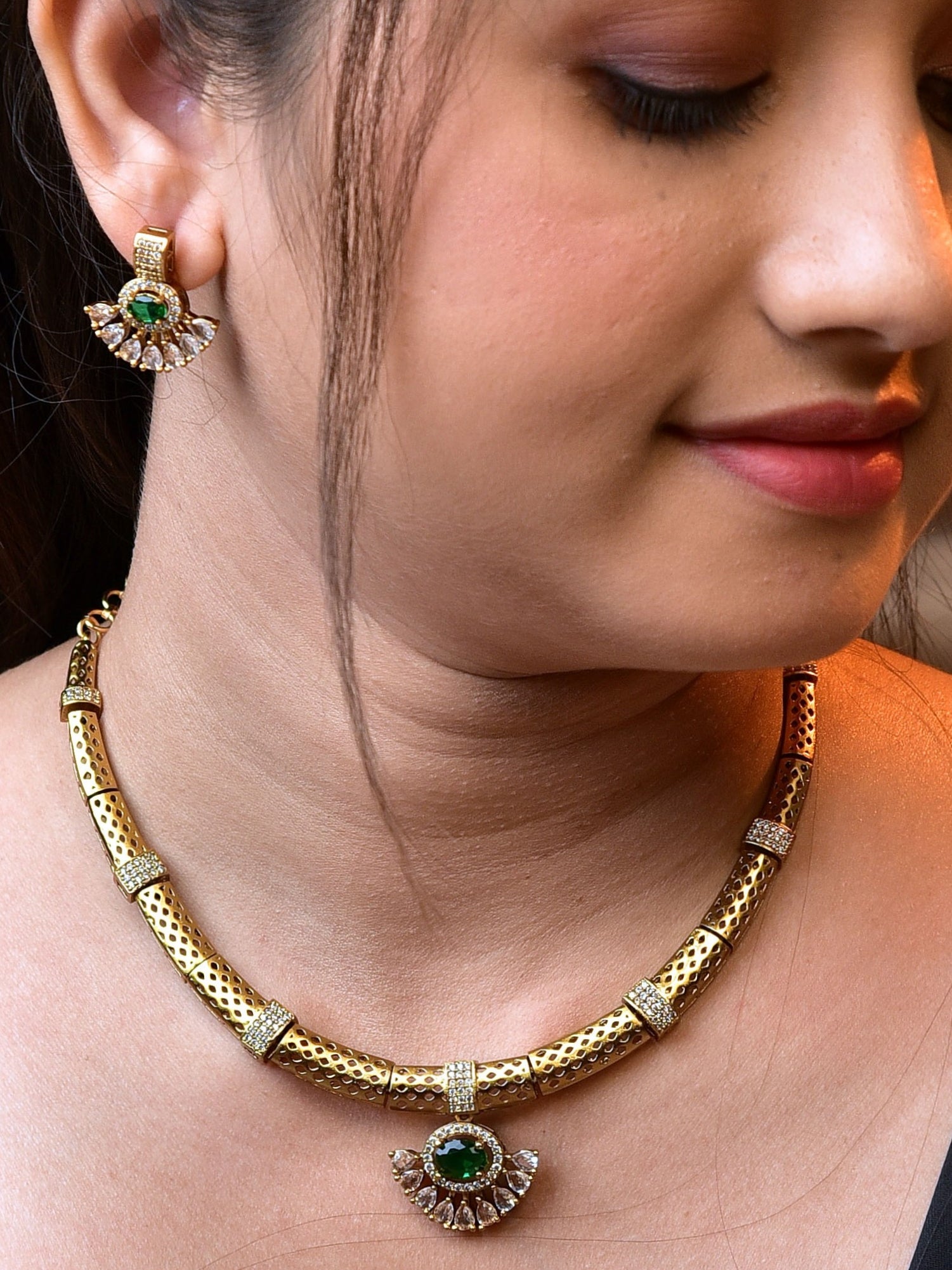 Antique Necklace  1054