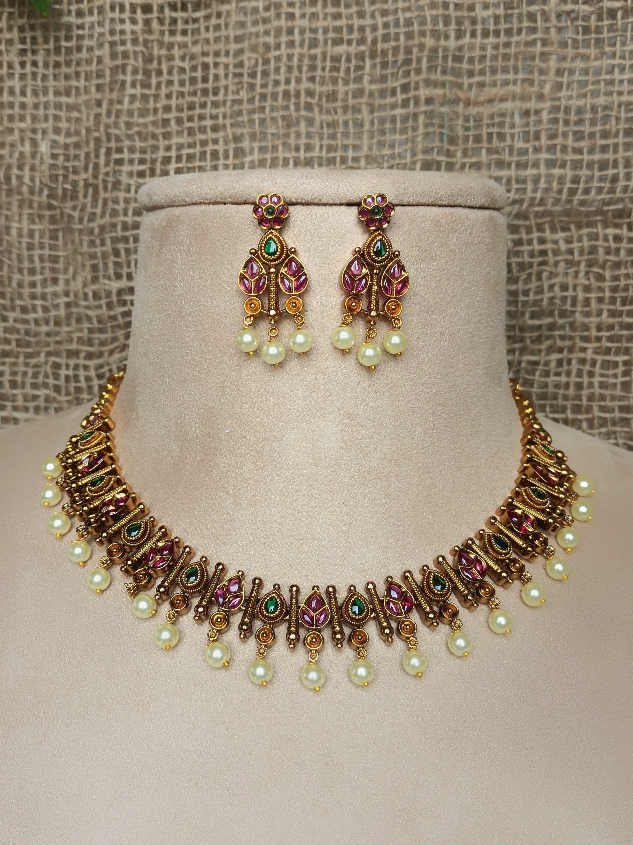 Antique Necklace  1053