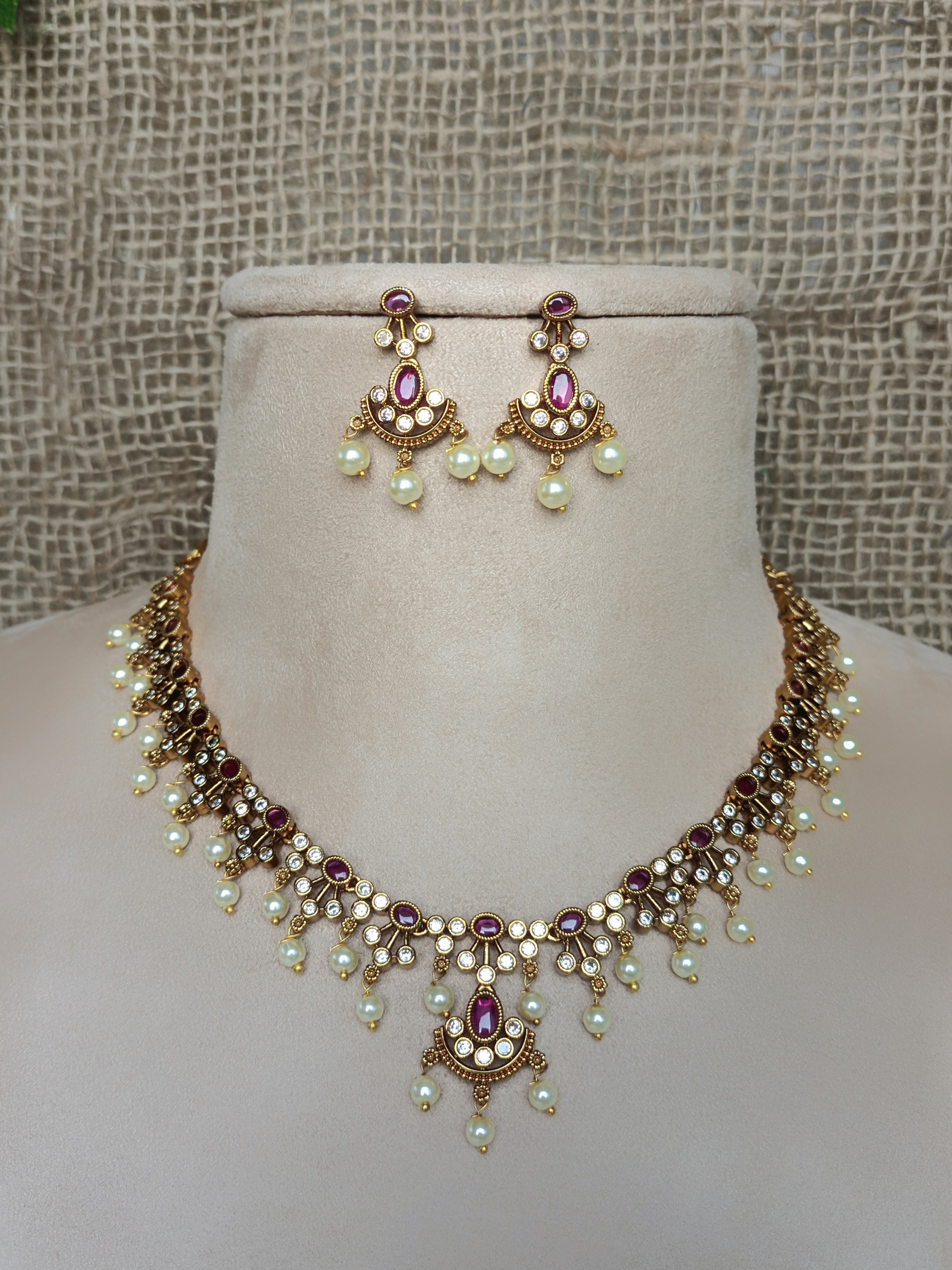 Antique Necklace  1052