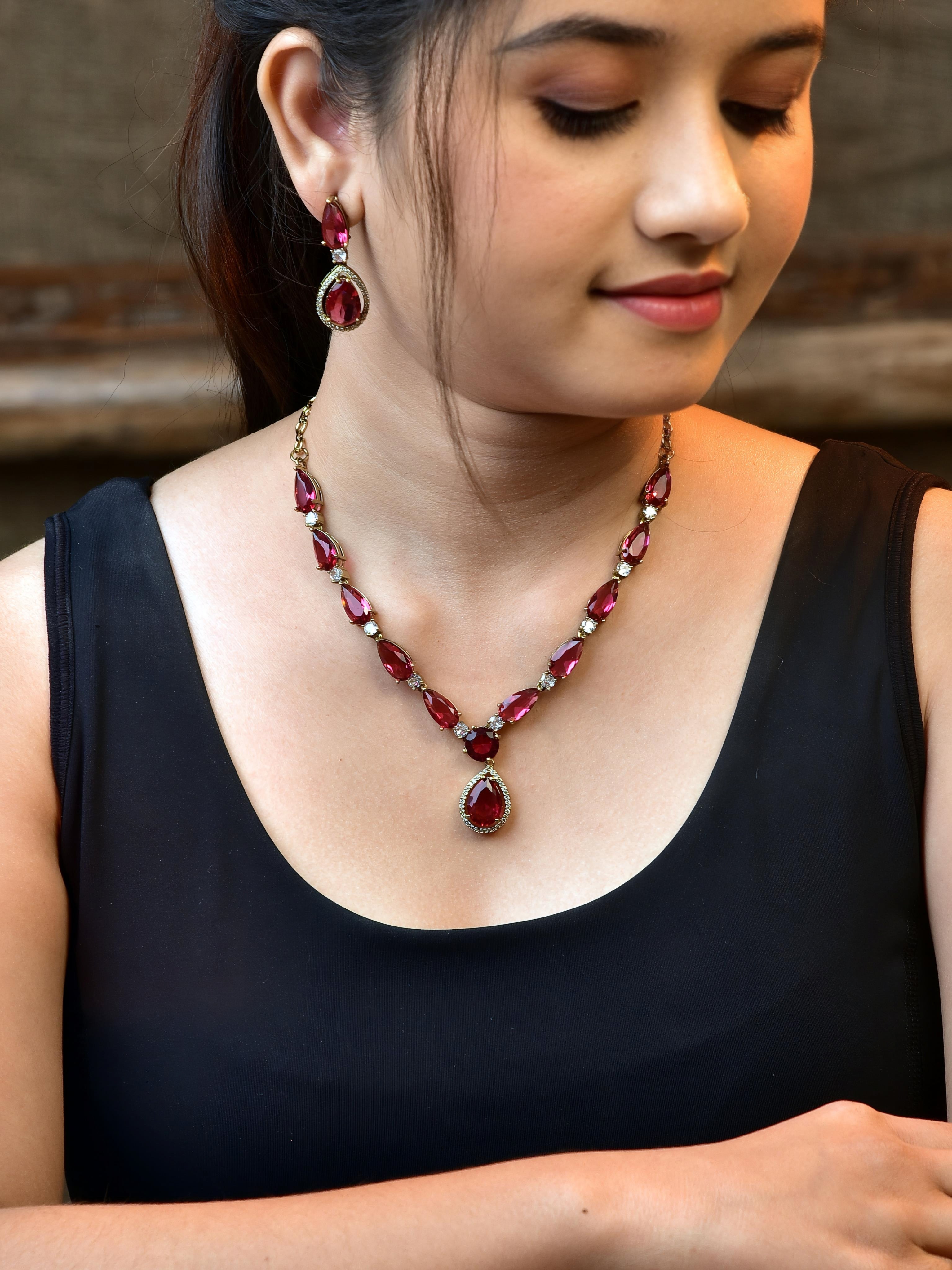 Victorian Necklace 1047