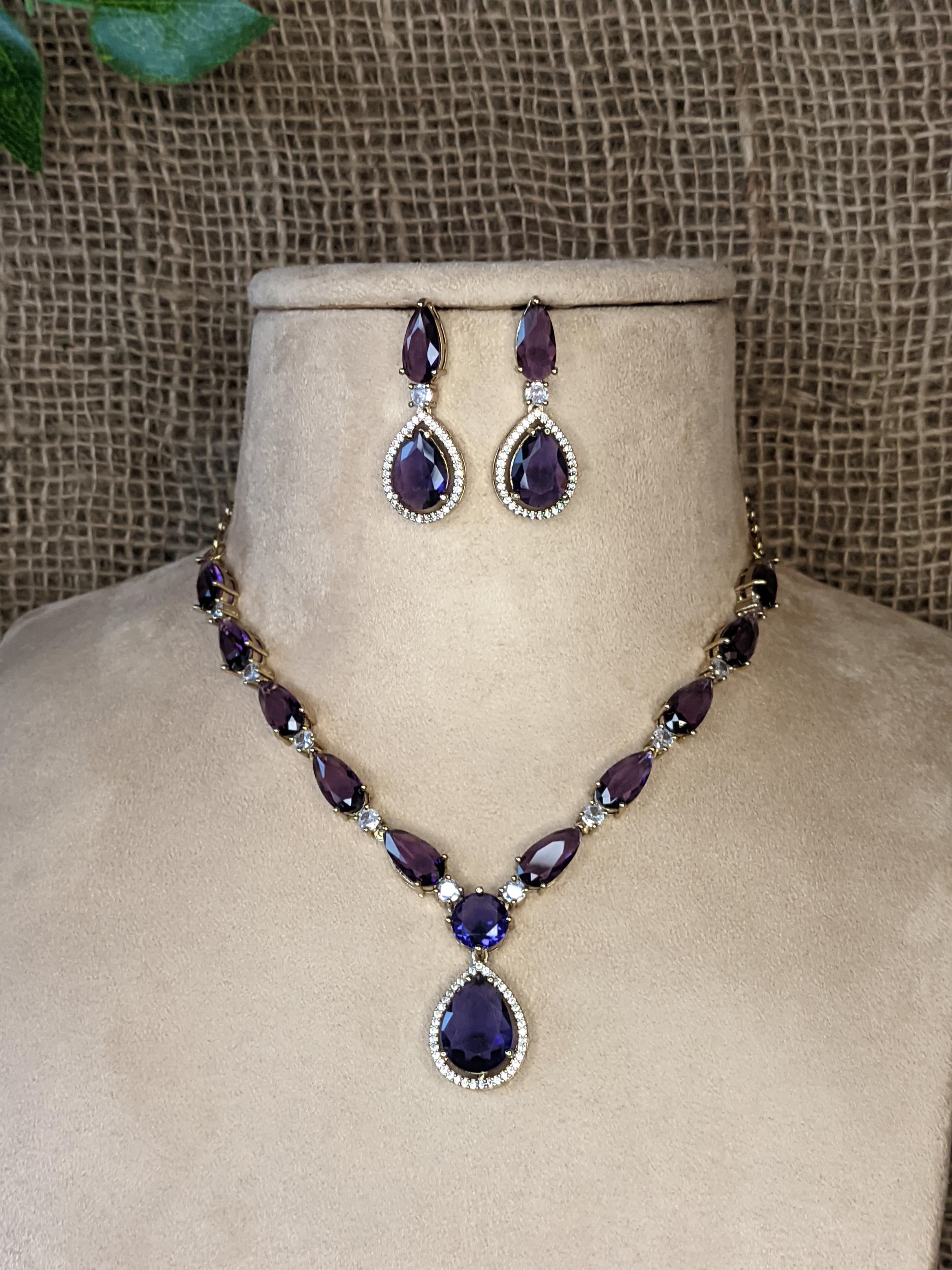 Victorian Necklace 1047