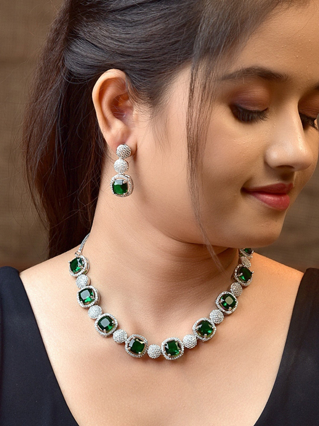 Zircon Necklace  1049