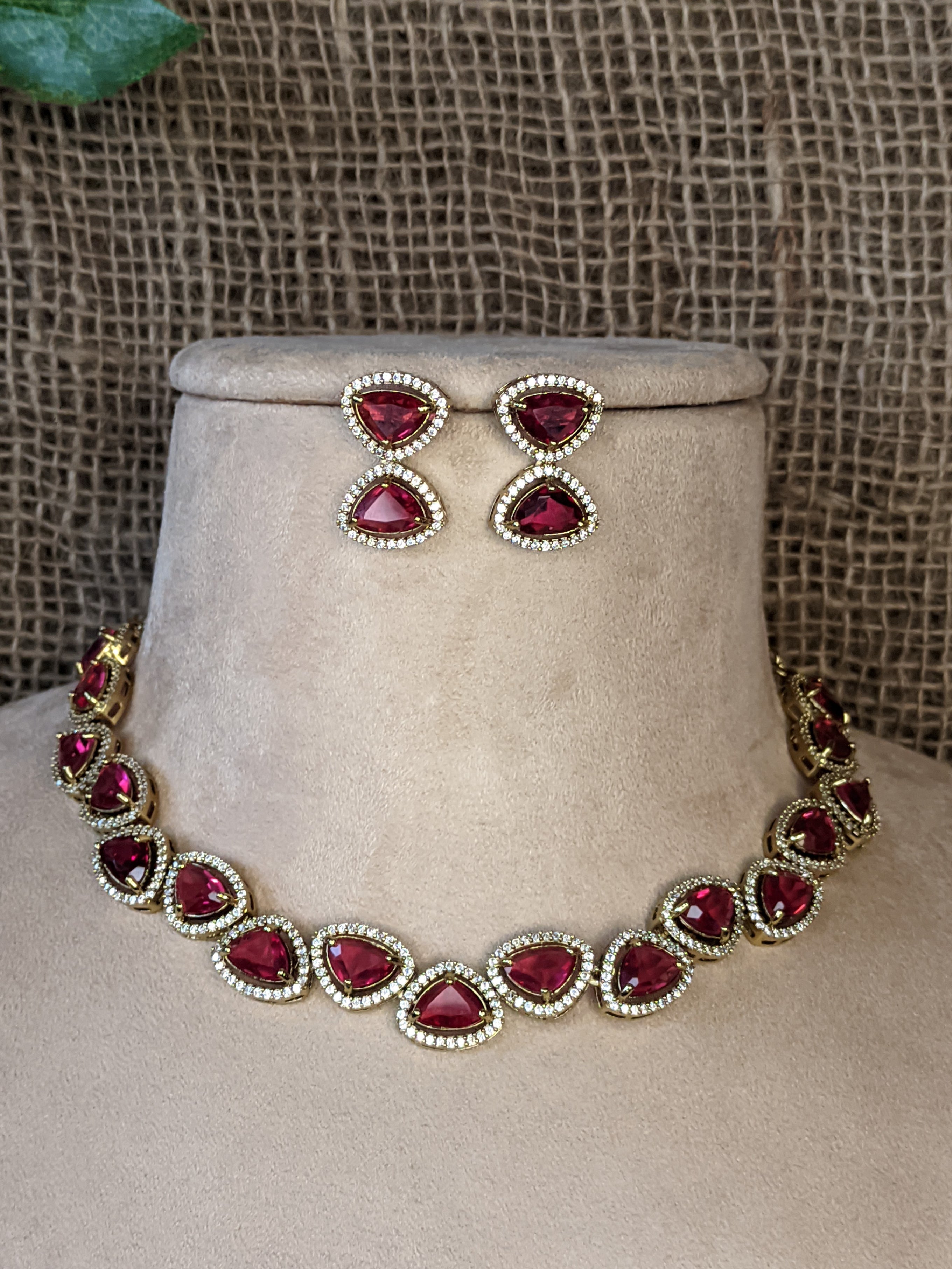 Victorian Necklace 1046