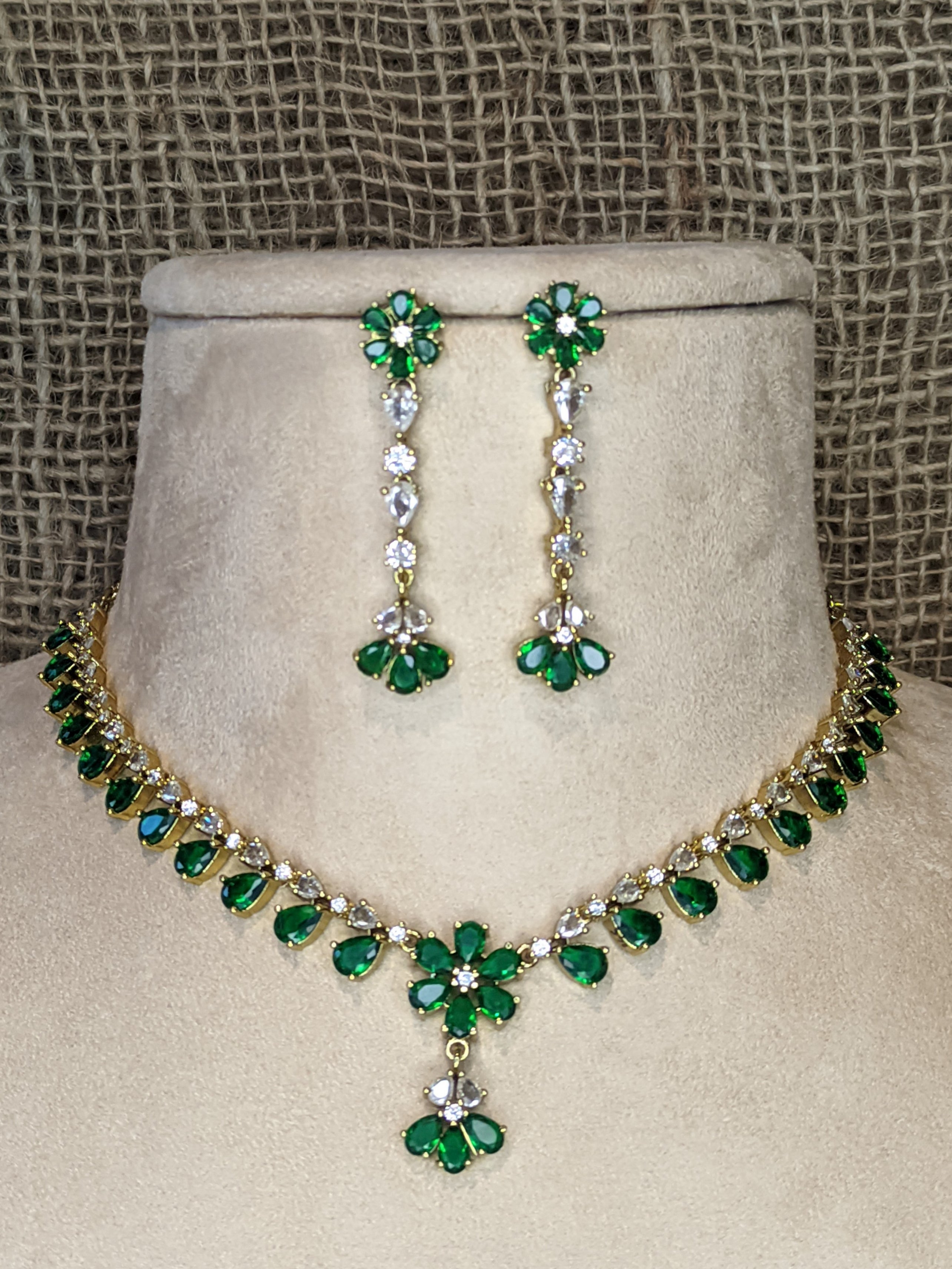 Victorian Necklace 1045