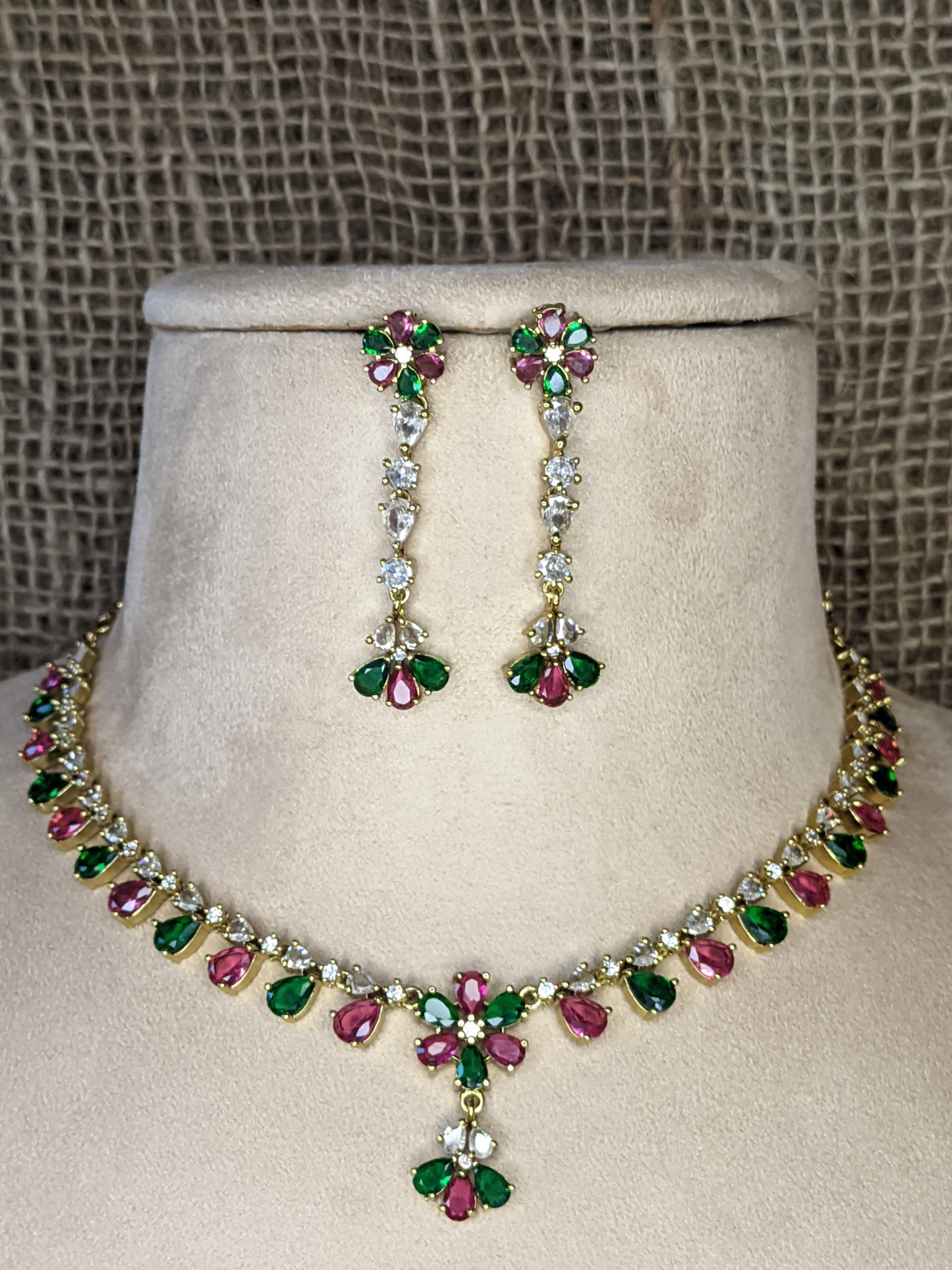 Victorian Necklace 1045
